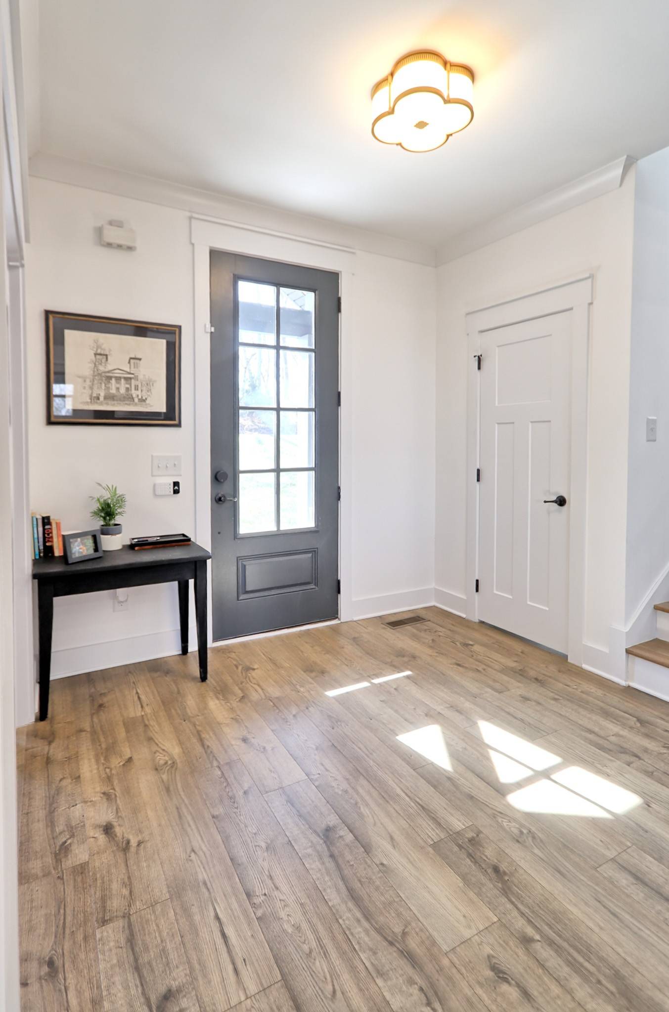 2114 Alpine Dr, Columbia, TN 38401