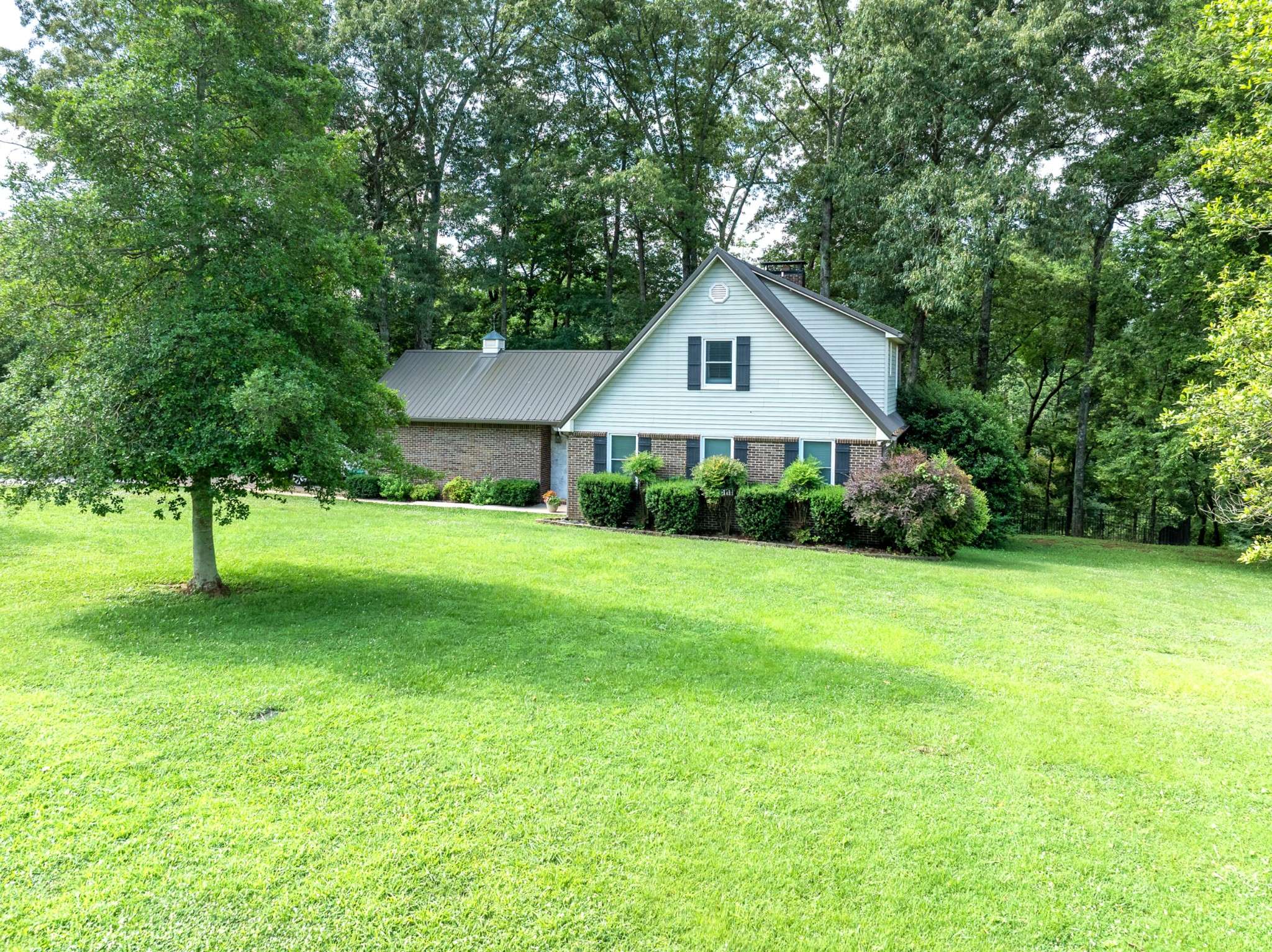 270 Wood Bluff Rd, Winchester, TN 37398