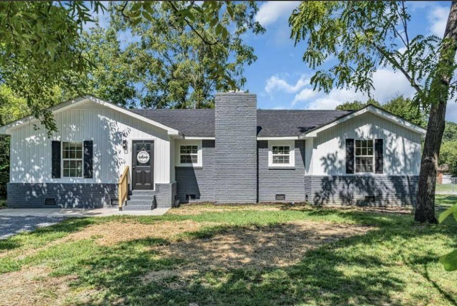 208 Bragg Cir, Tullahoma, TN 37388