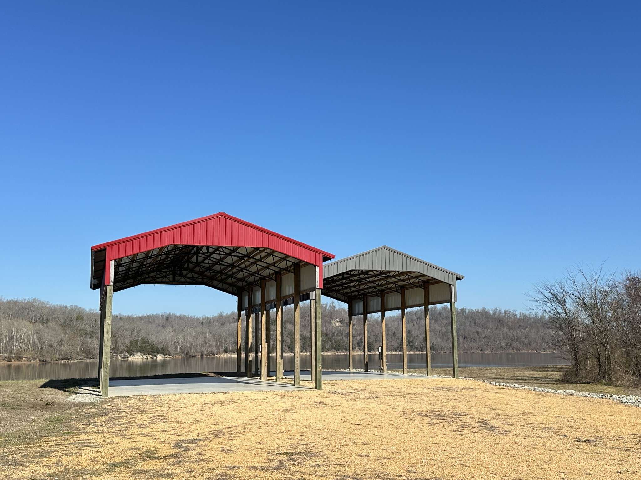 2287 Hardin Bottom River Road, Clifton, TN 38425