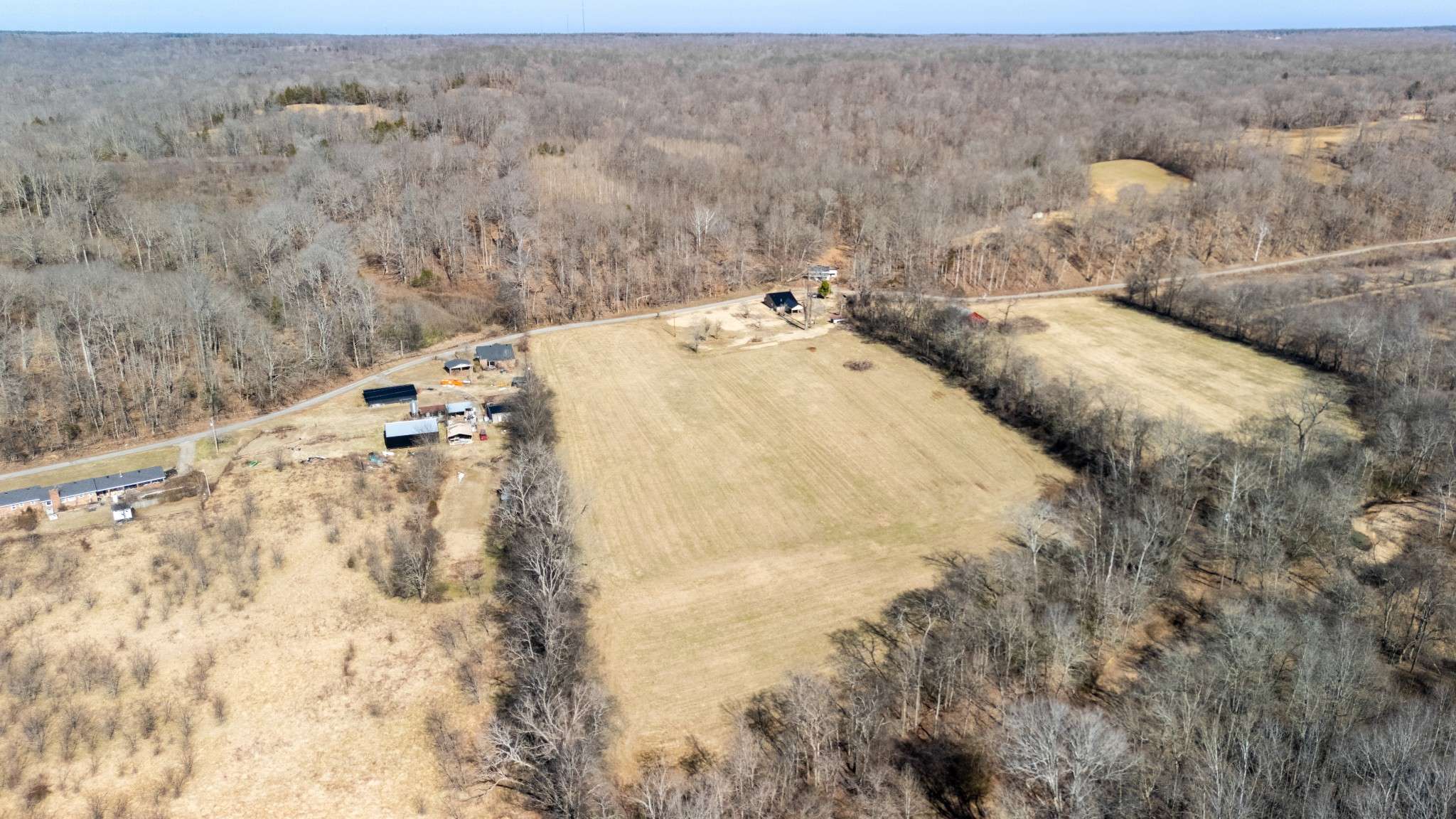 222 Gillum Hollow Rd, Indian Mound, TN 37079