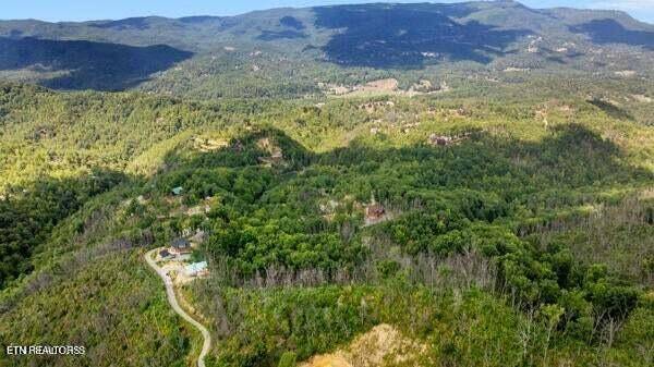 13 Villa Ridge Place, Sevierville, TN 37862
