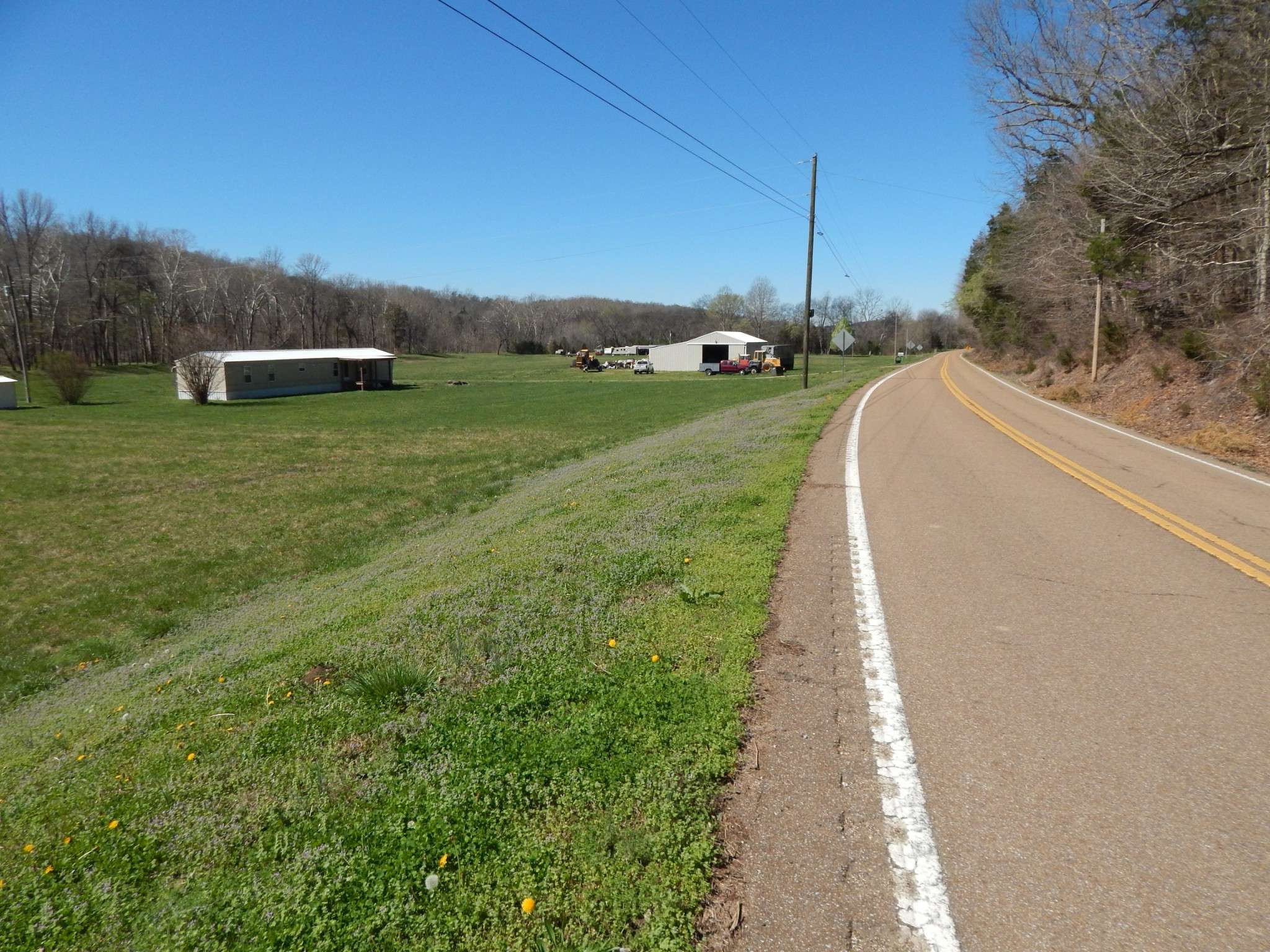 6223 Beech Creek Rd, Clifton, TN 38425