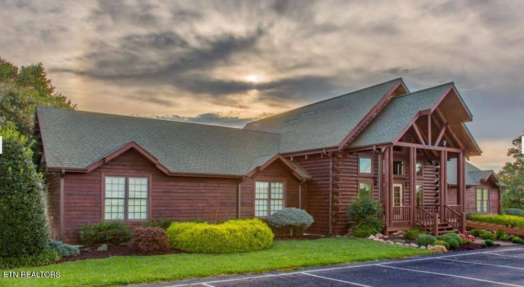41 Bald Eagle Rd, Hilham, TN 38568