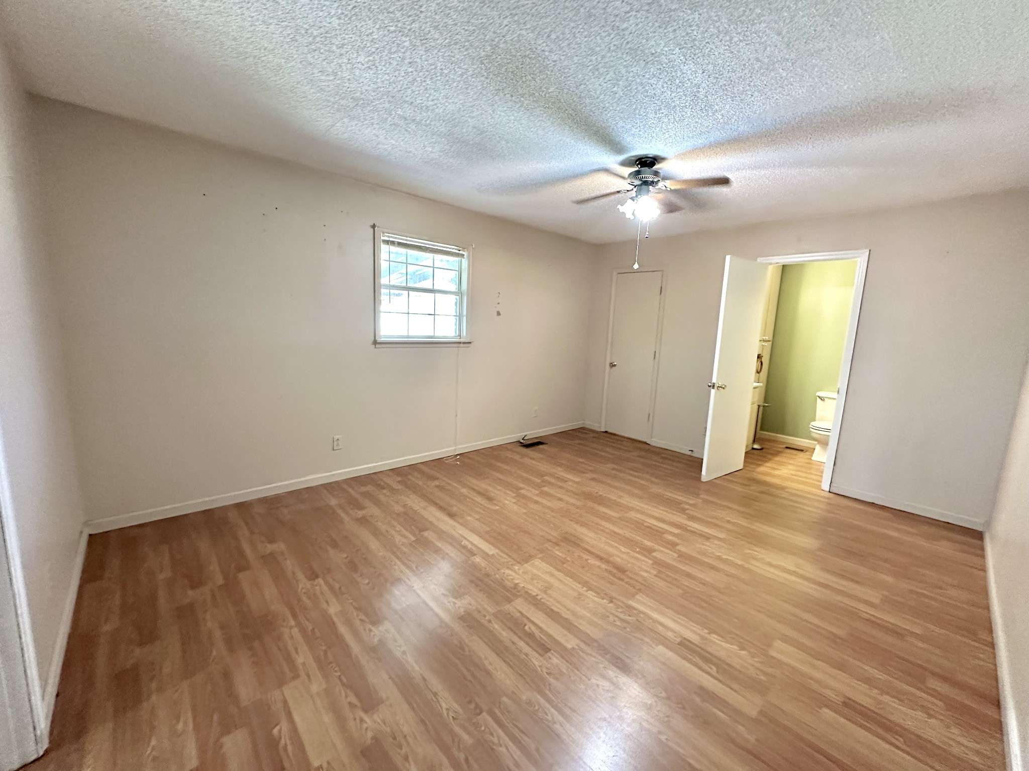 115 S Oak Dr, Collinwood, TN 38450