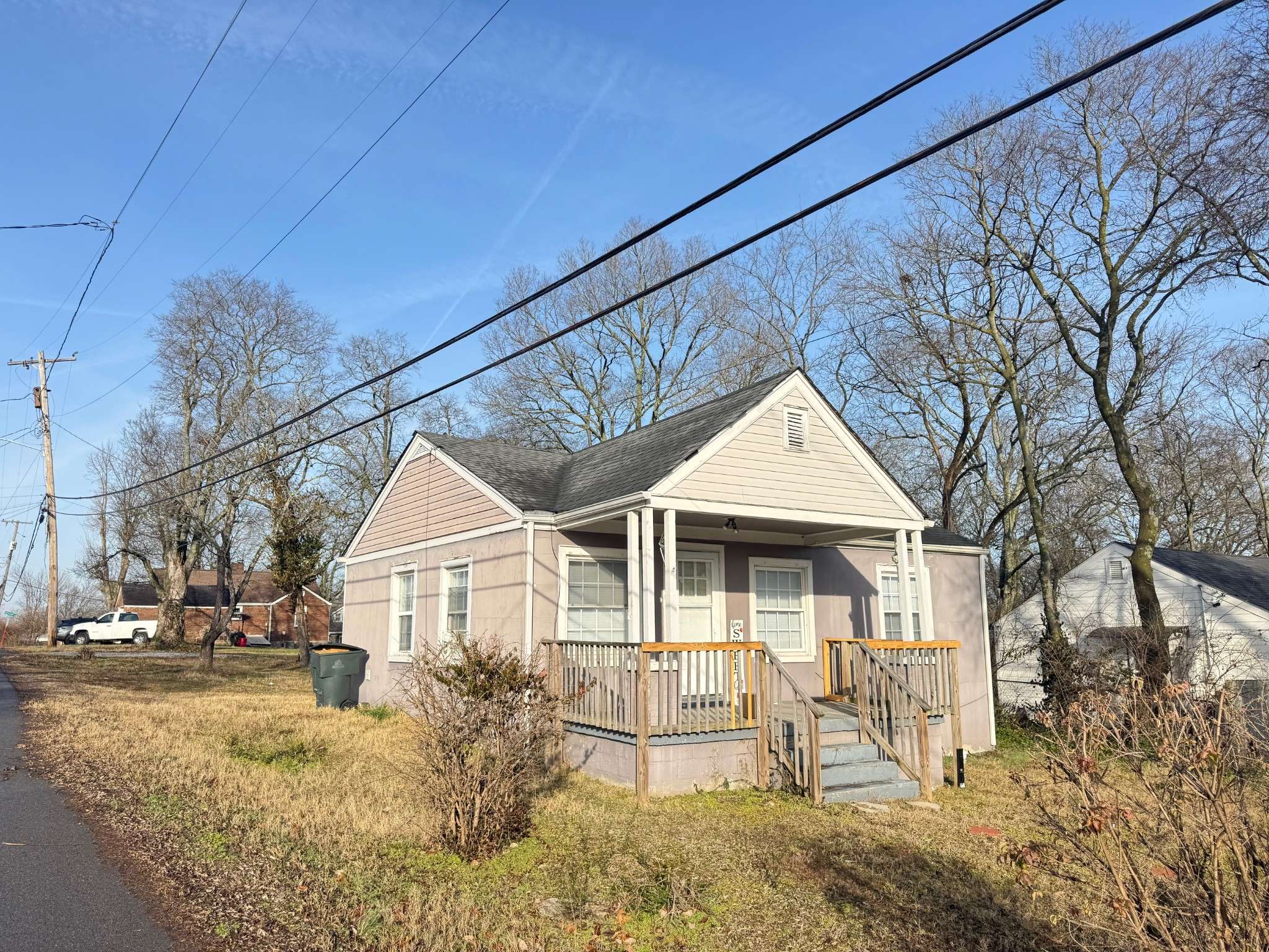 2900 Morningside Dr, Nashville, TN 37207