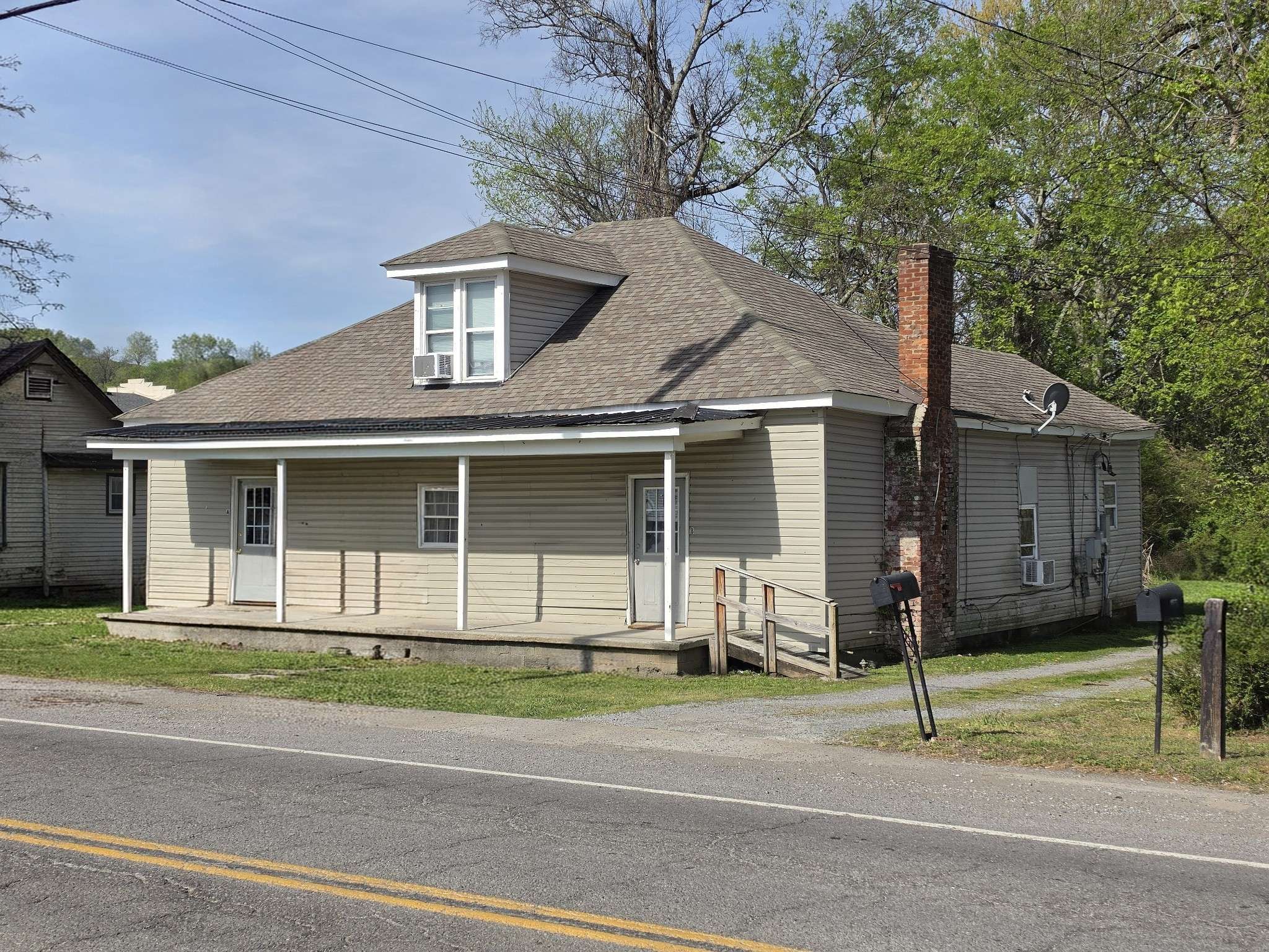 225 Broadway, Hartsville, TN 37074