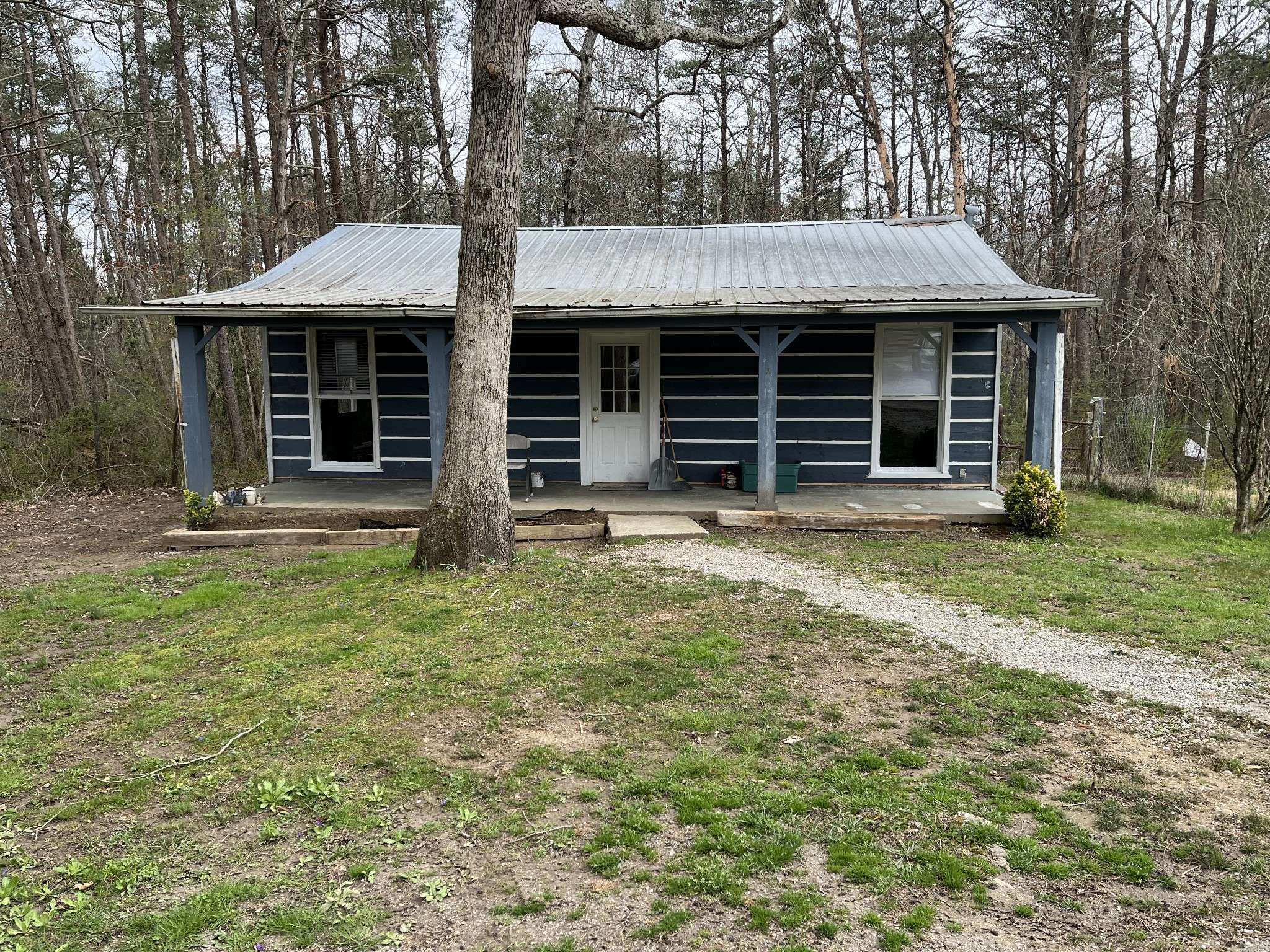 829 SR 399, Palmer, TN 37365