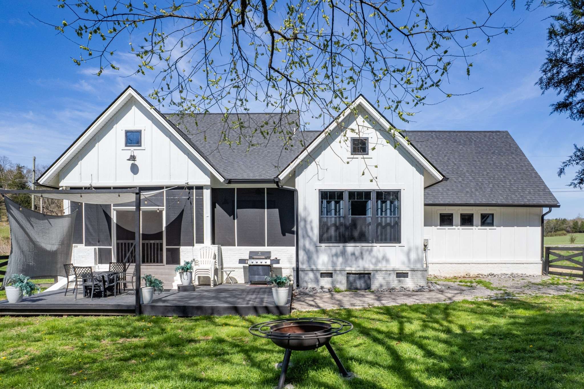 4770 Delina Rd, Cornersville, TN 37047