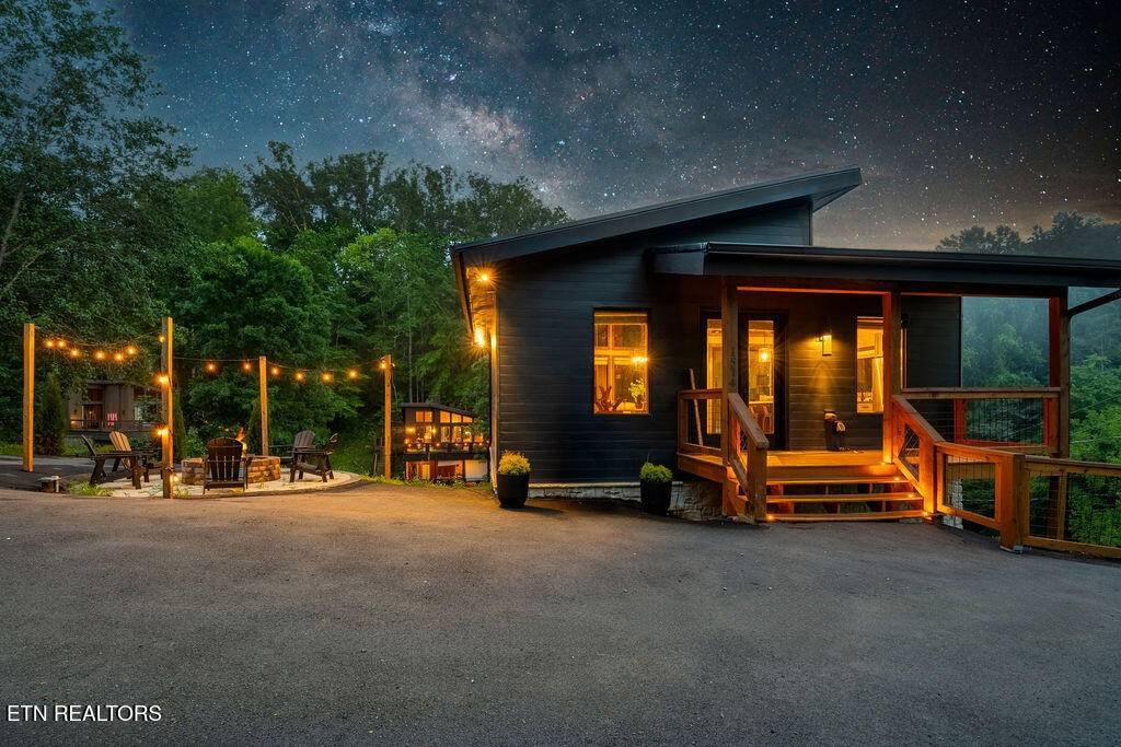 1514 Mountain Drive, Sevierville, TN 37876