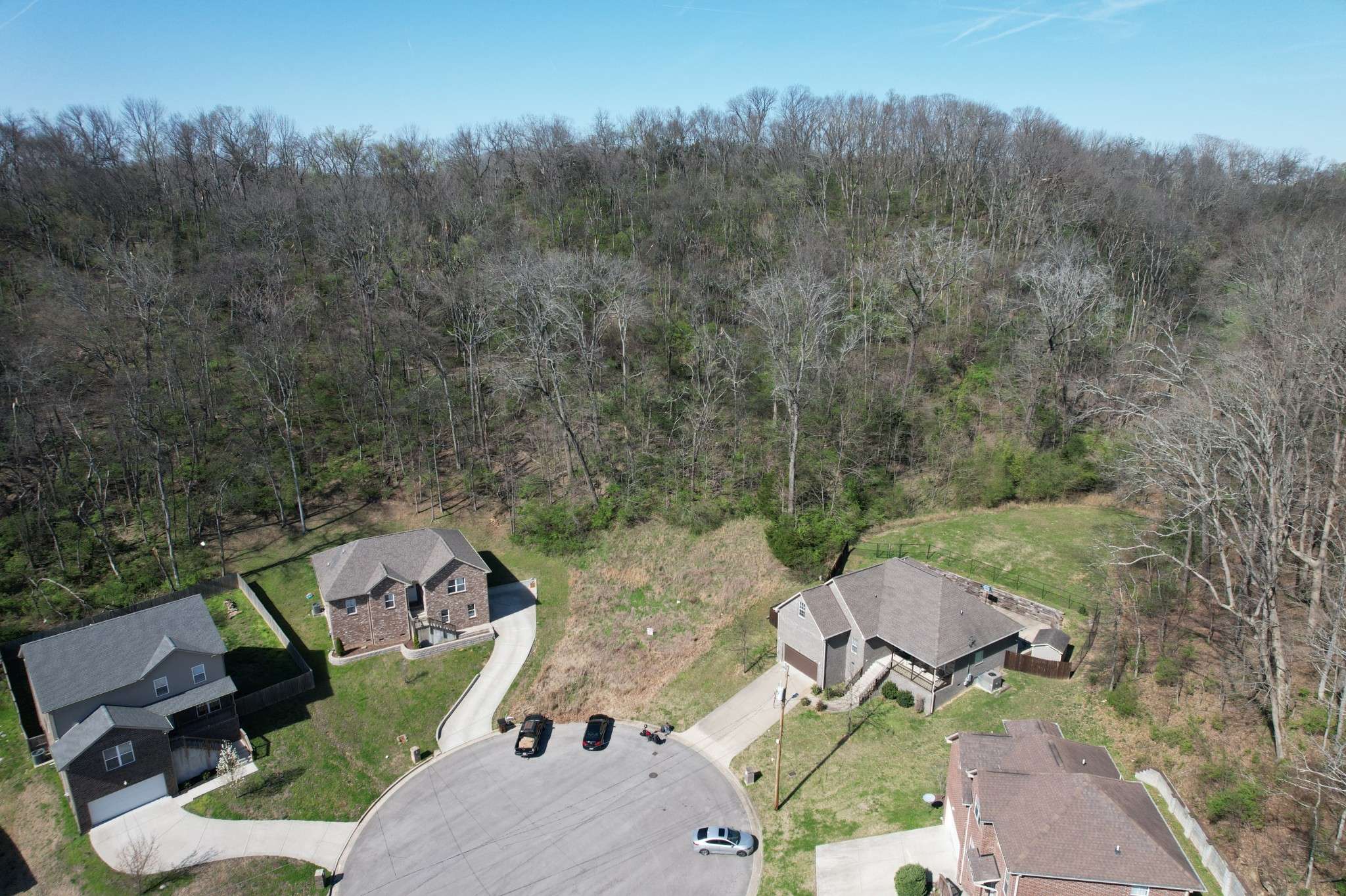 221 Indian Summer Ct, Nashville, TN 37207