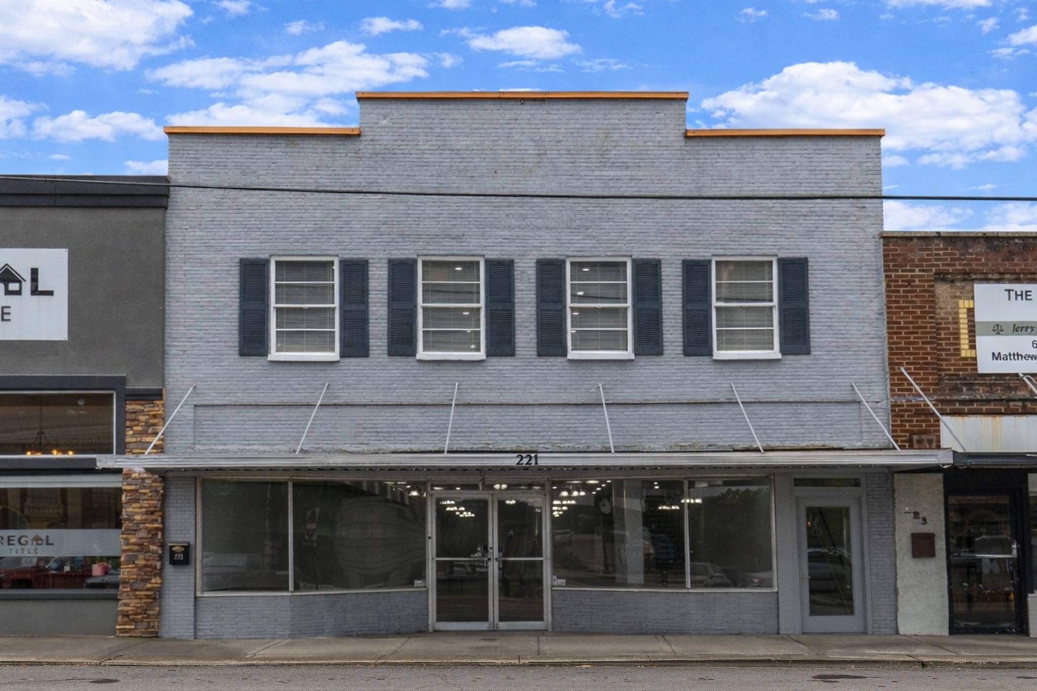 221 W Main St, Woodbury, TN 37190