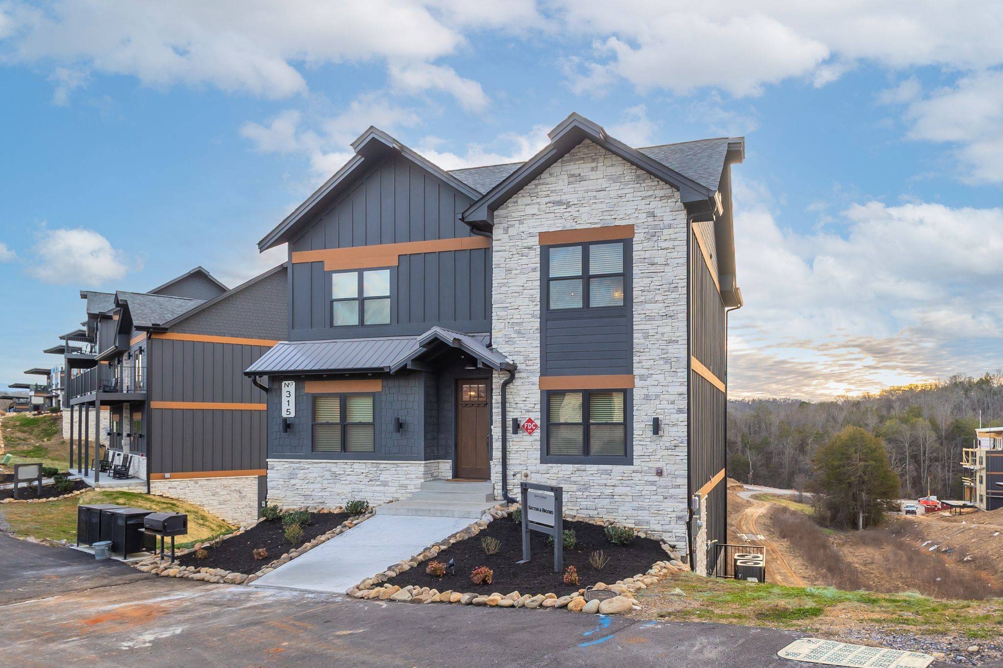 315 Rambling Creek Way #122R, Sevierville, TN 37862