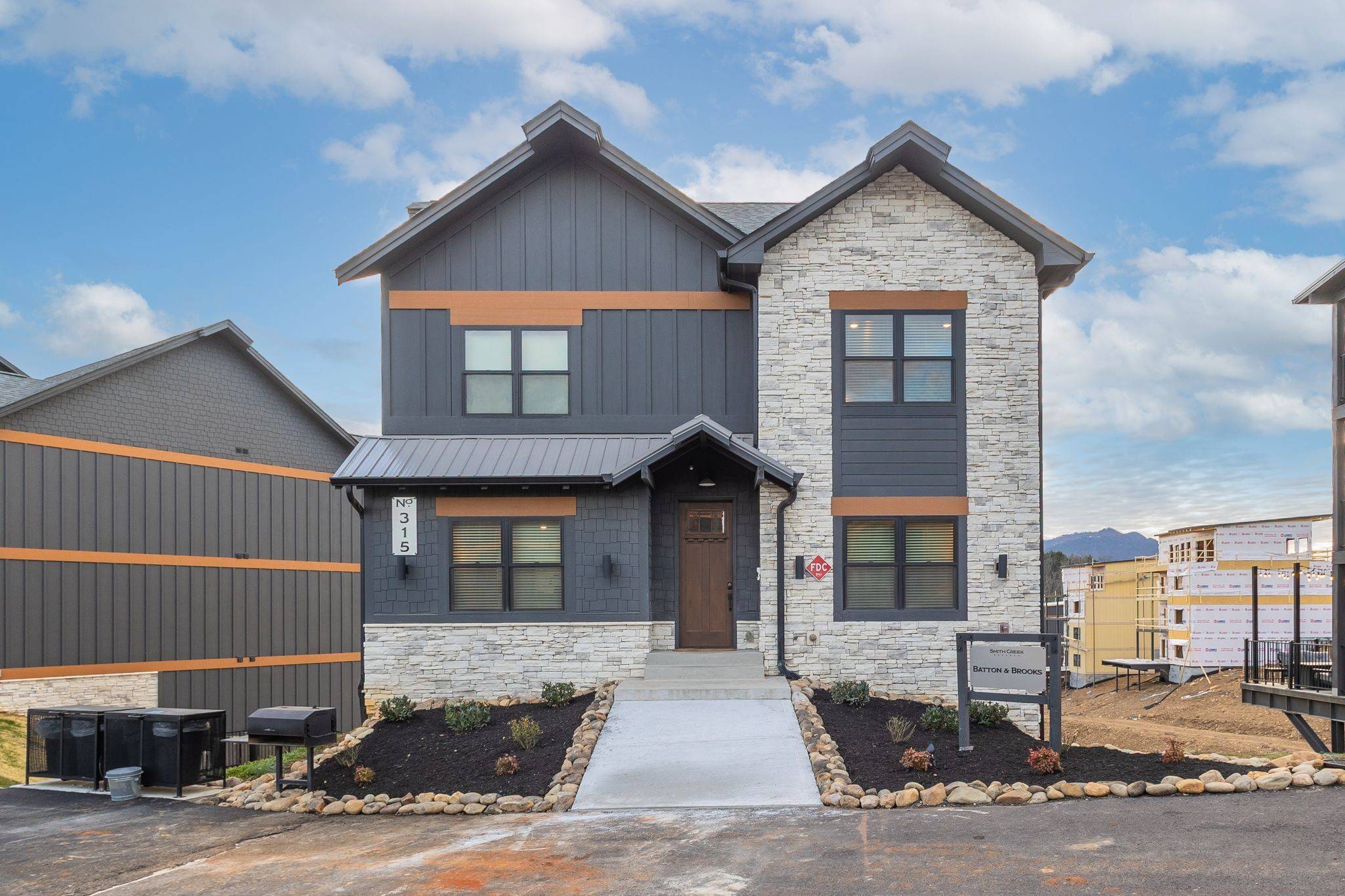 315 Rambling Creek Way #122R, Sevierville, TN 37862