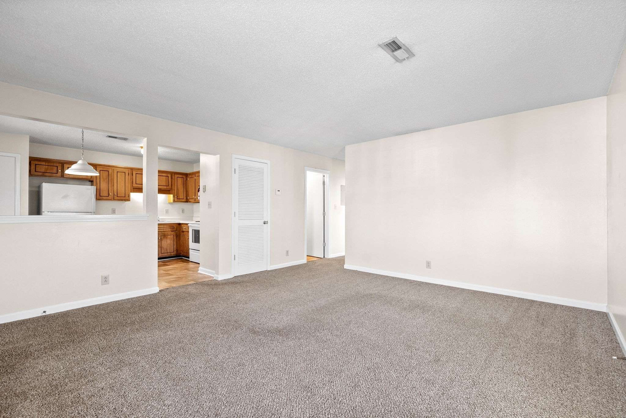 1891 Waters Edge Dr #H, Clarksville, TN 37043