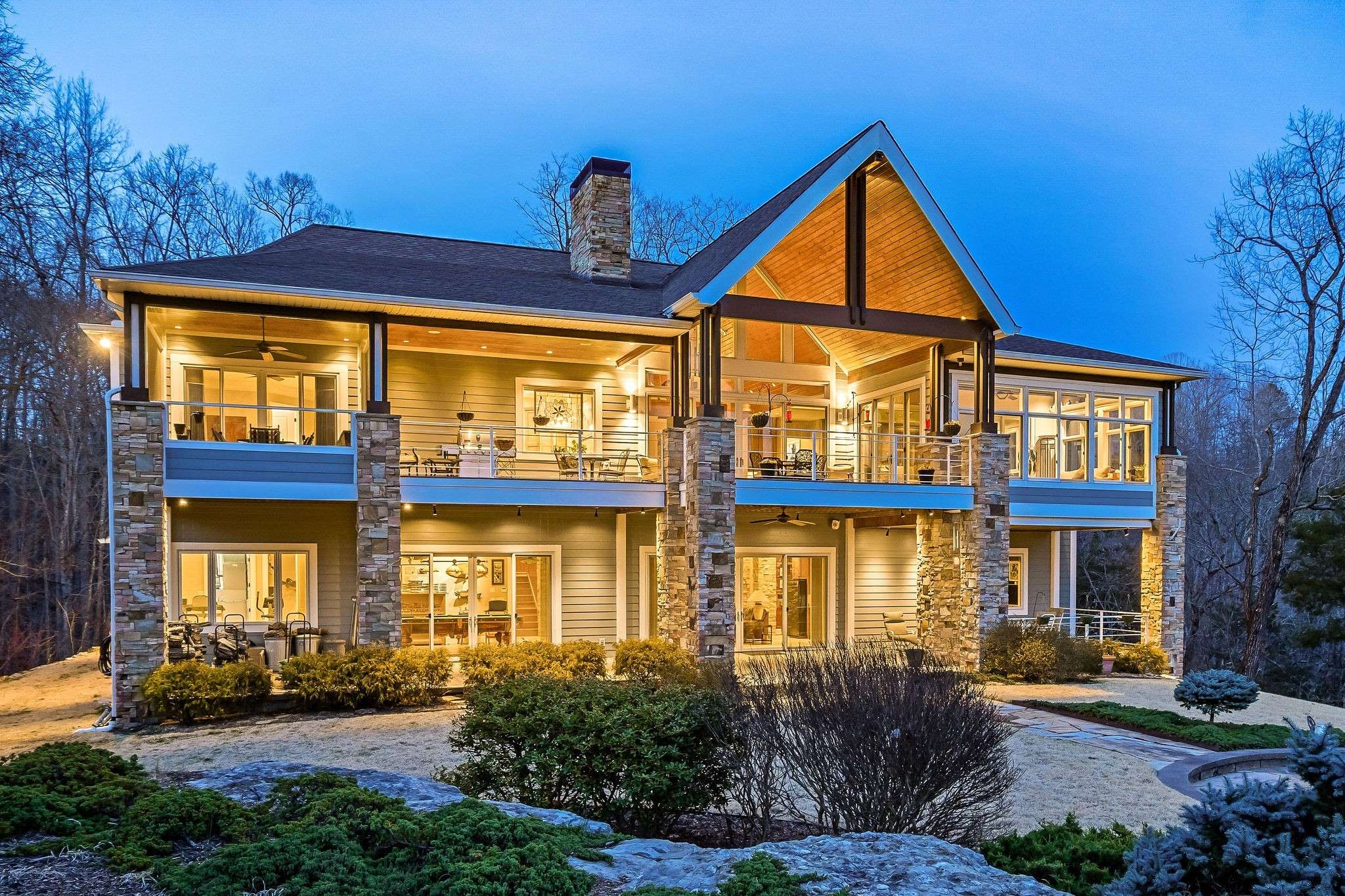 659 Harbour Greens Pl, Sparta, TN 38583