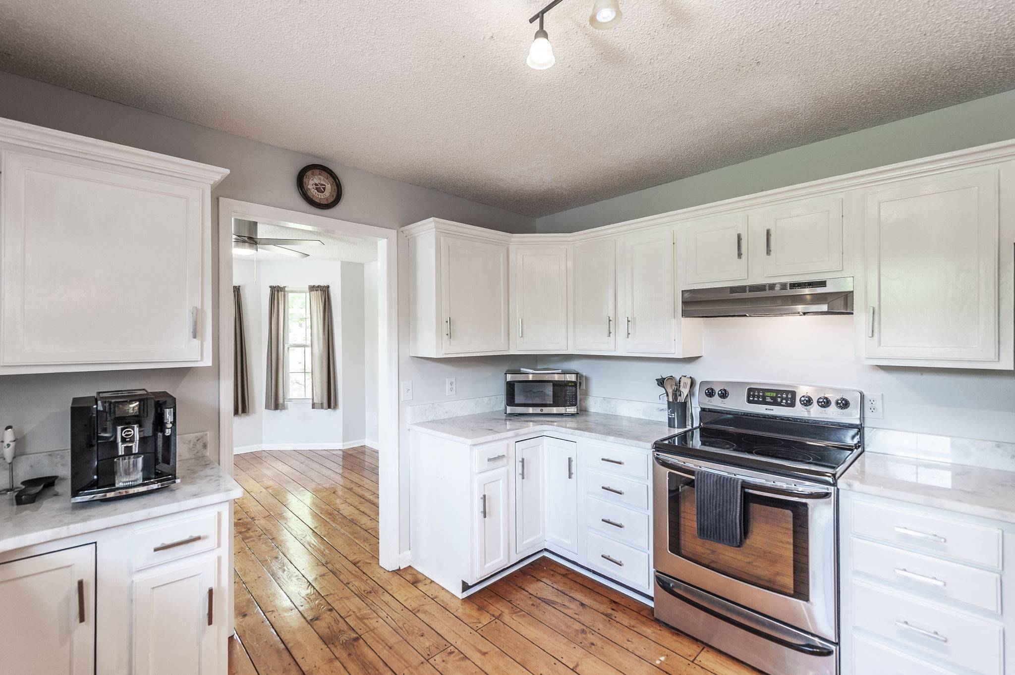3538 Armstrong Rd, Springfield, TN 37172