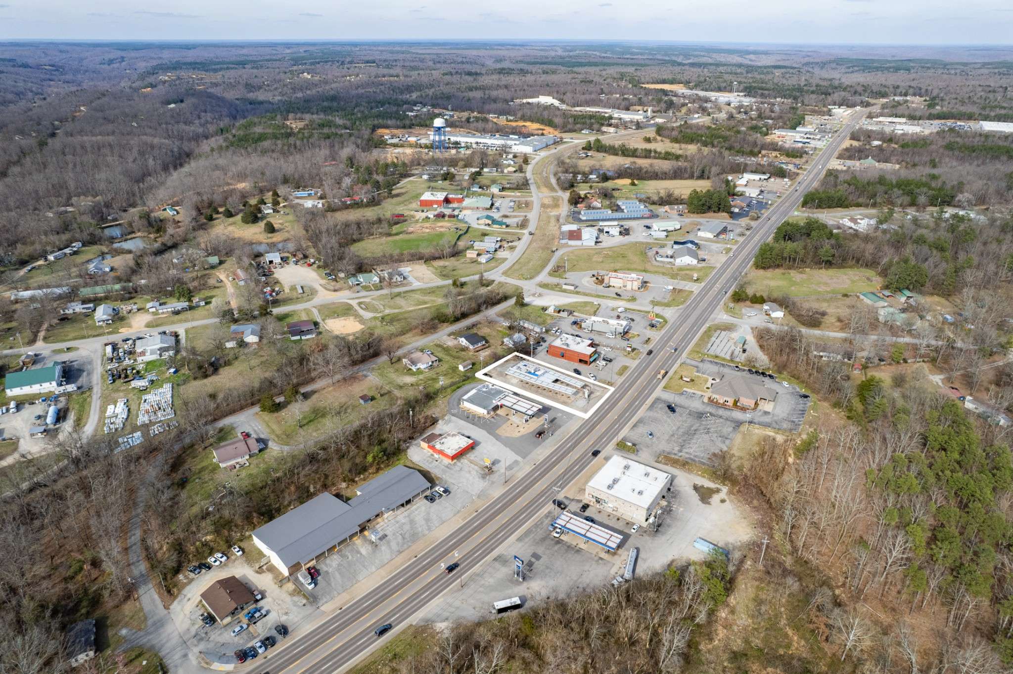 435 E Main St, Hohenwald, TN 38462