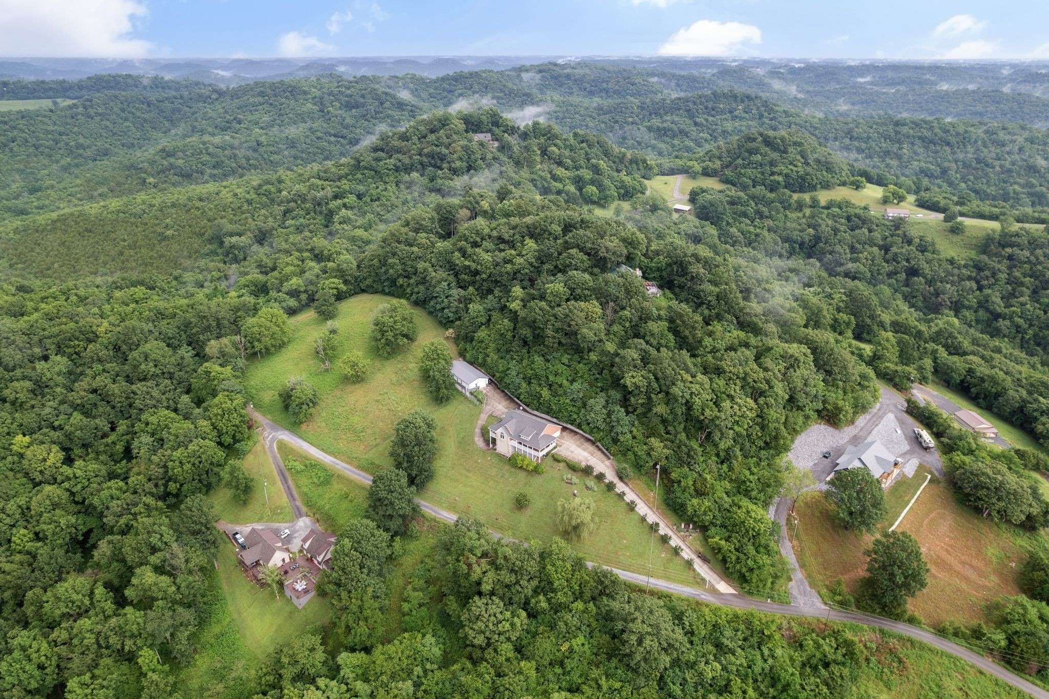 146 Aerie Ln, Granville, TN 38564
