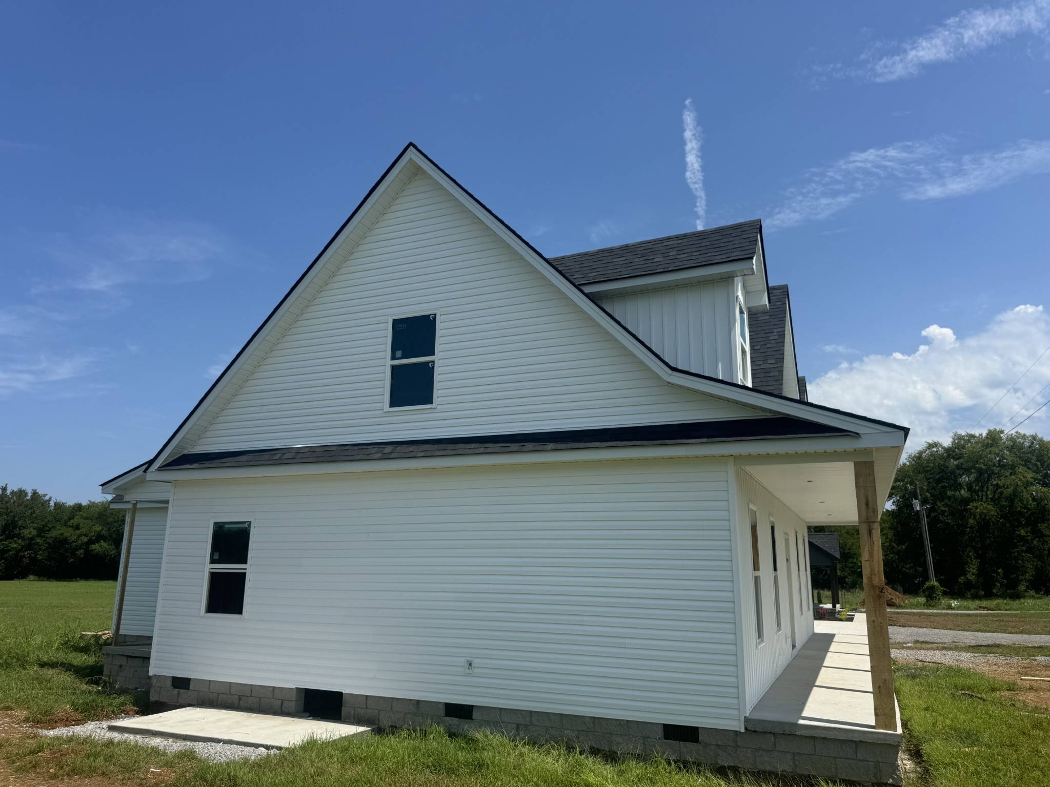 2110 Laws Hill Cir, Lewisburg, TN 37091