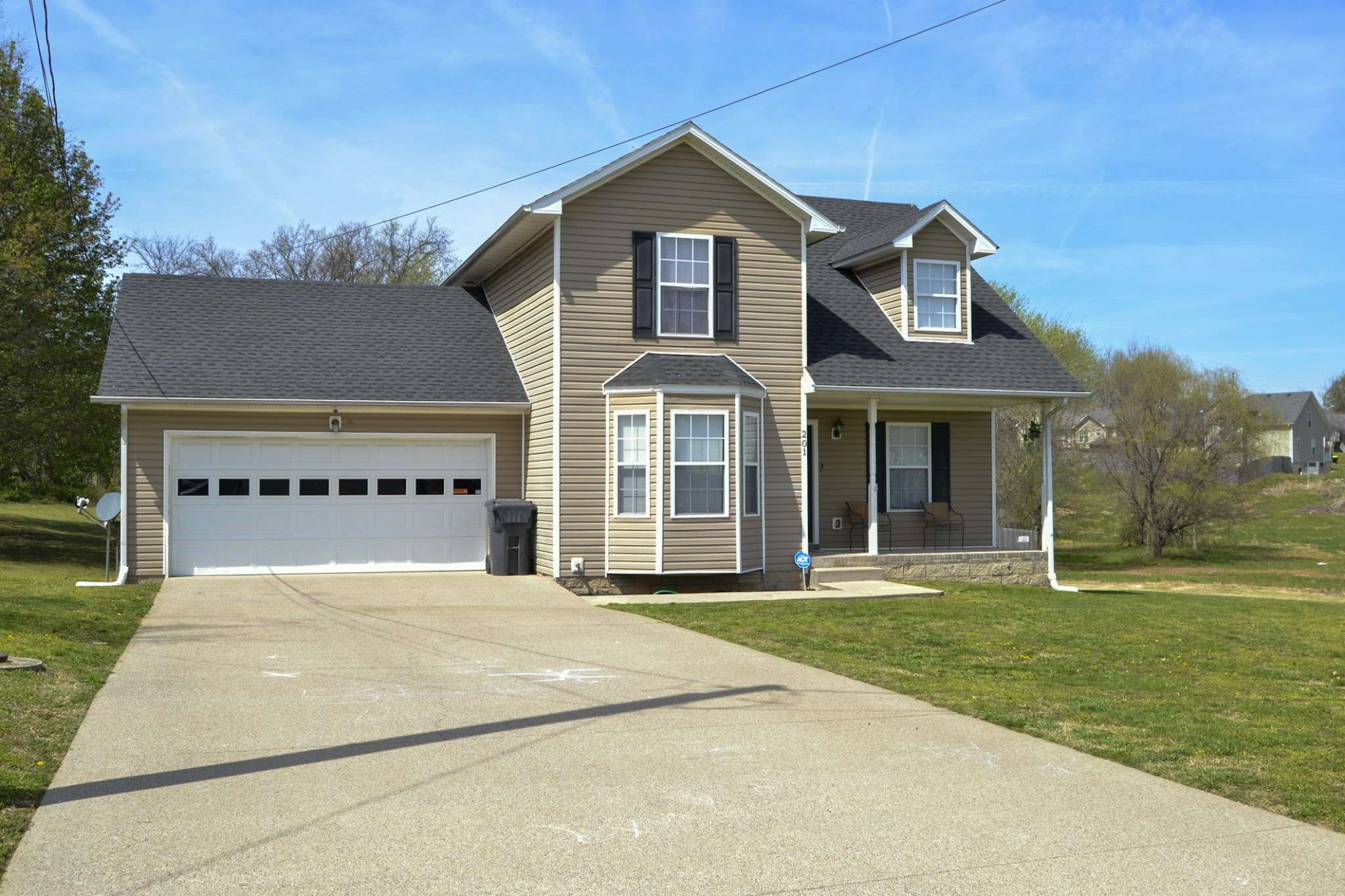 201 Jumpers Pass, Oak Grove, KY 42262