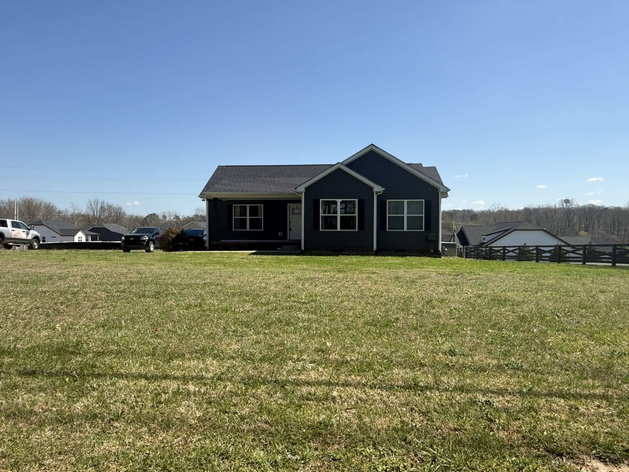 1016 Northside Dr, Dickson, TN 37055