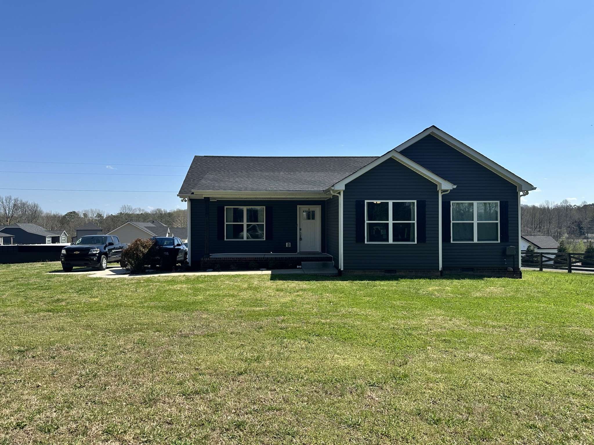 1016 Northside Dr, Dickson, TN 37055