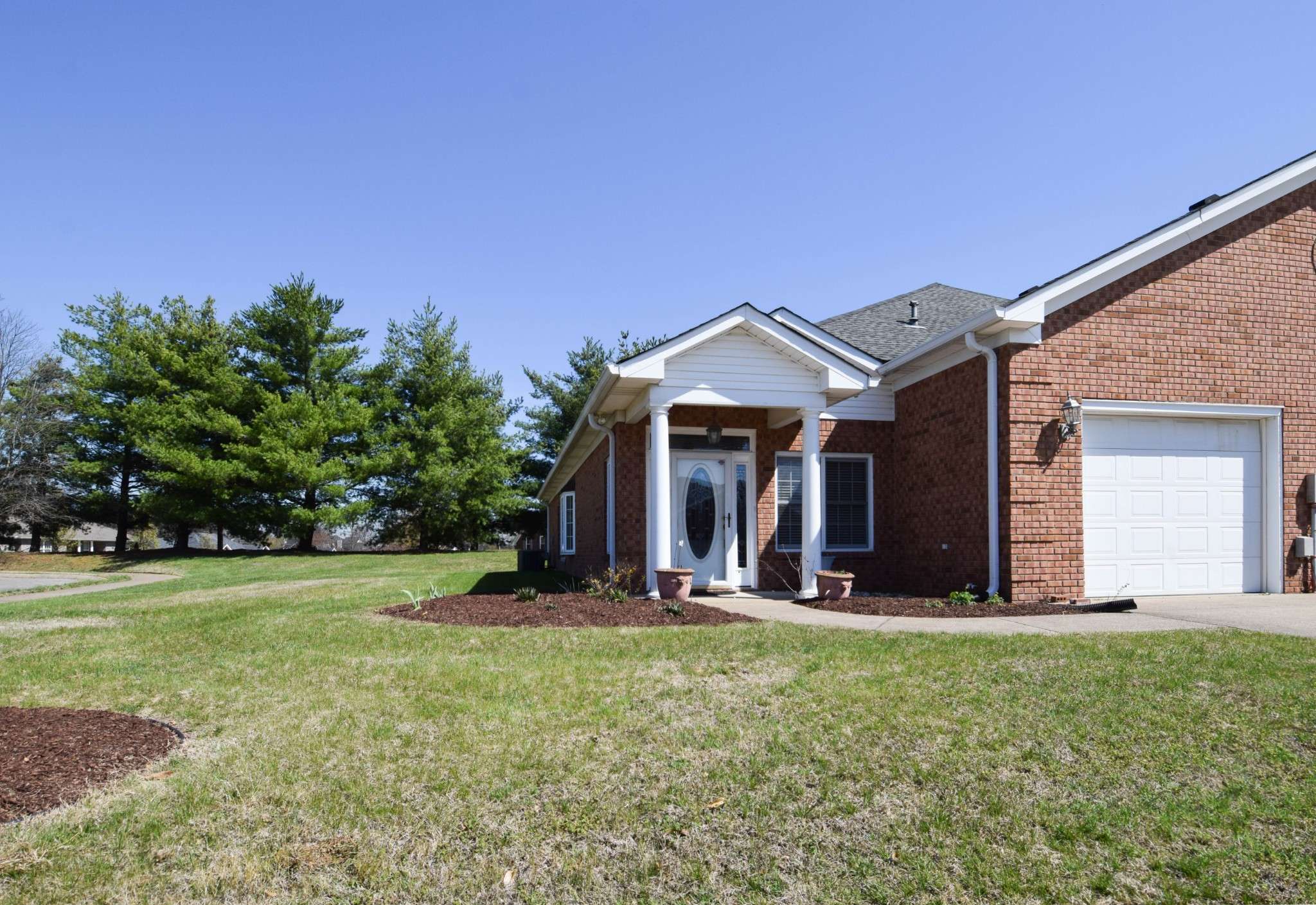 441 Brady Ln, Gallatin, TN 37066