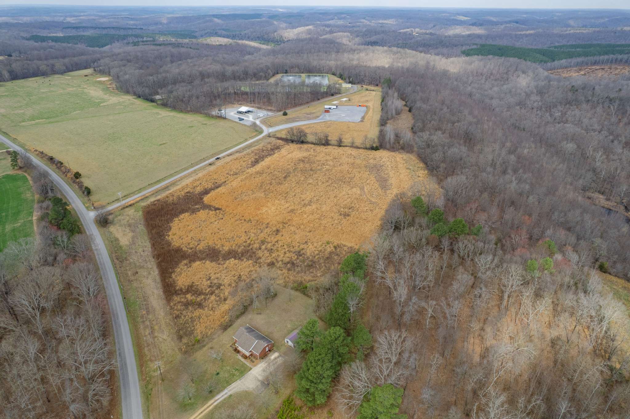1 Busby Rd, Loretto, TN 38469