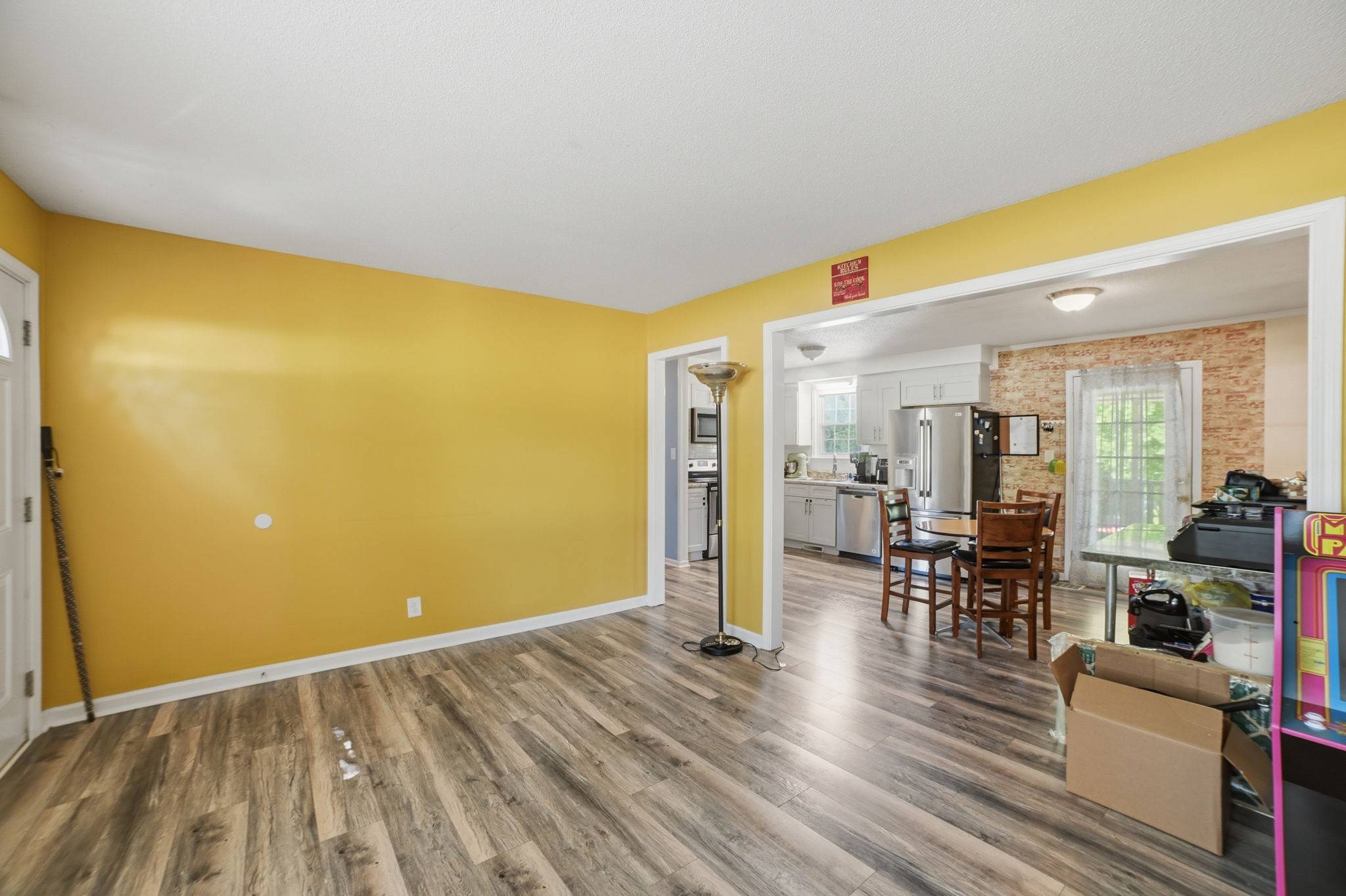 1810 Apex Dr, Clarksville, TN 37040
