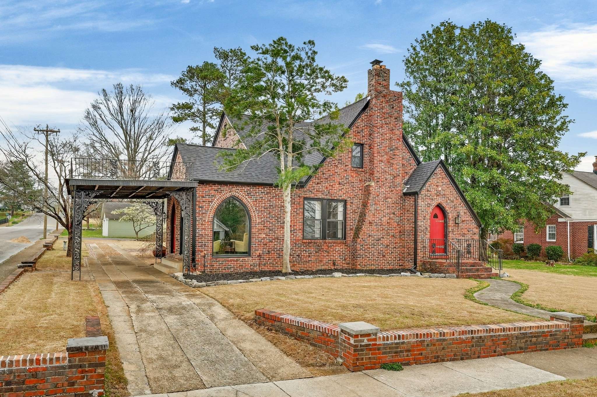 411 2nd Ave, Fayetteville, TN 37334