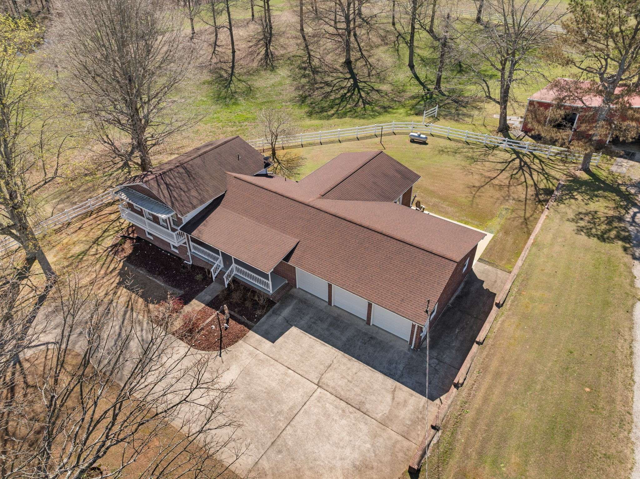 1290 County Road 496, Lexington, AL 35648