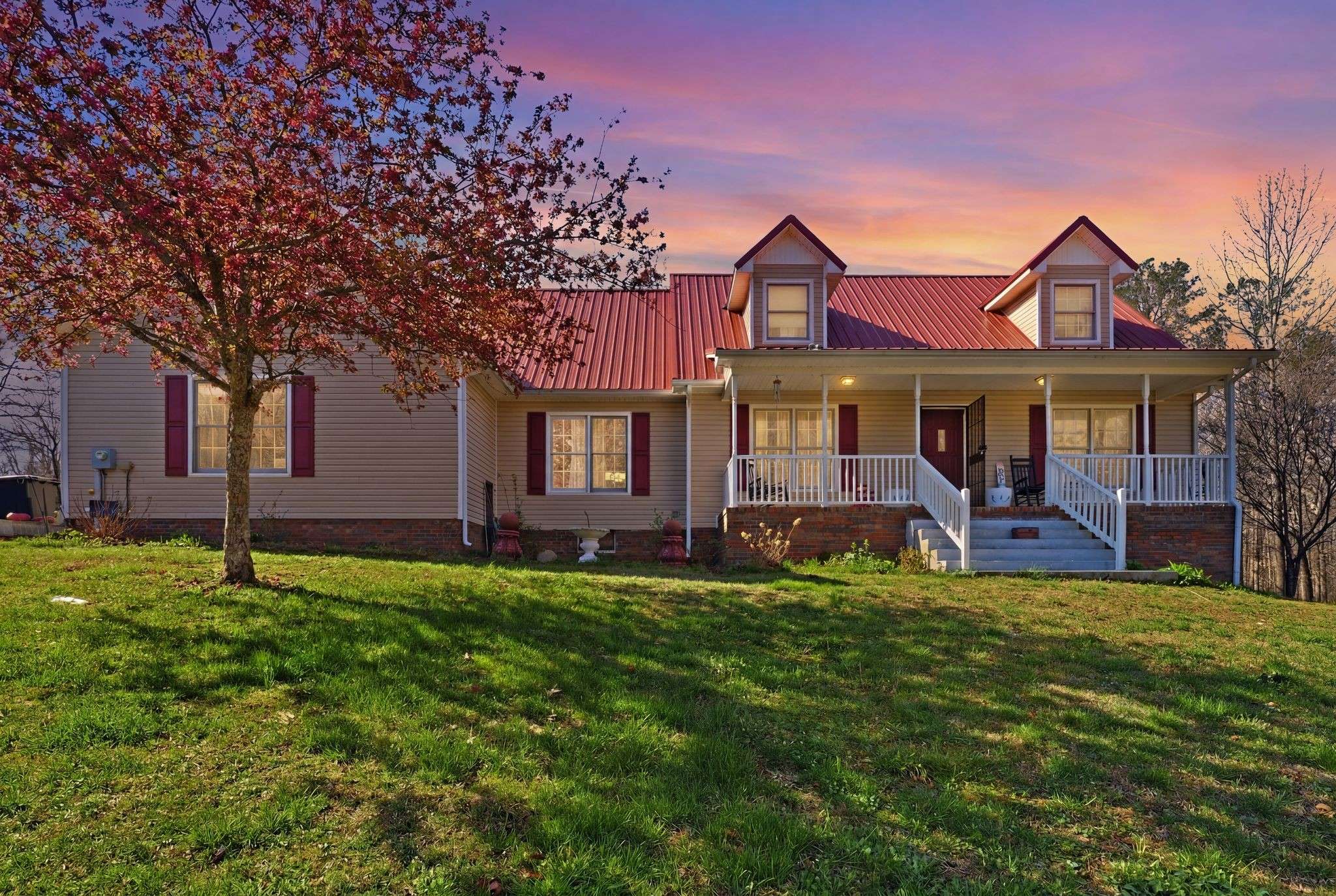 91 Whispering Oaks St, Summertown, TN 38483