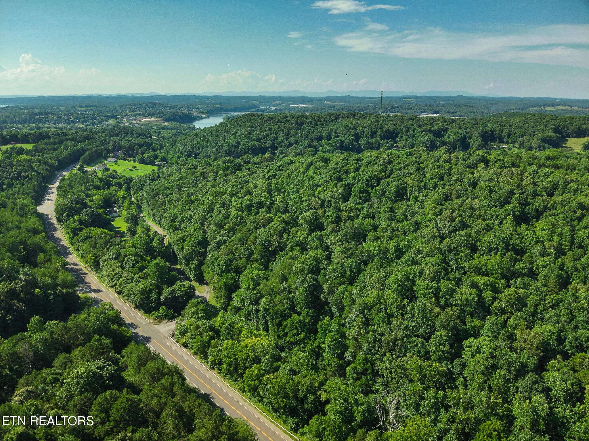150 Clear Branch Rd N, Loudon, TN 37774