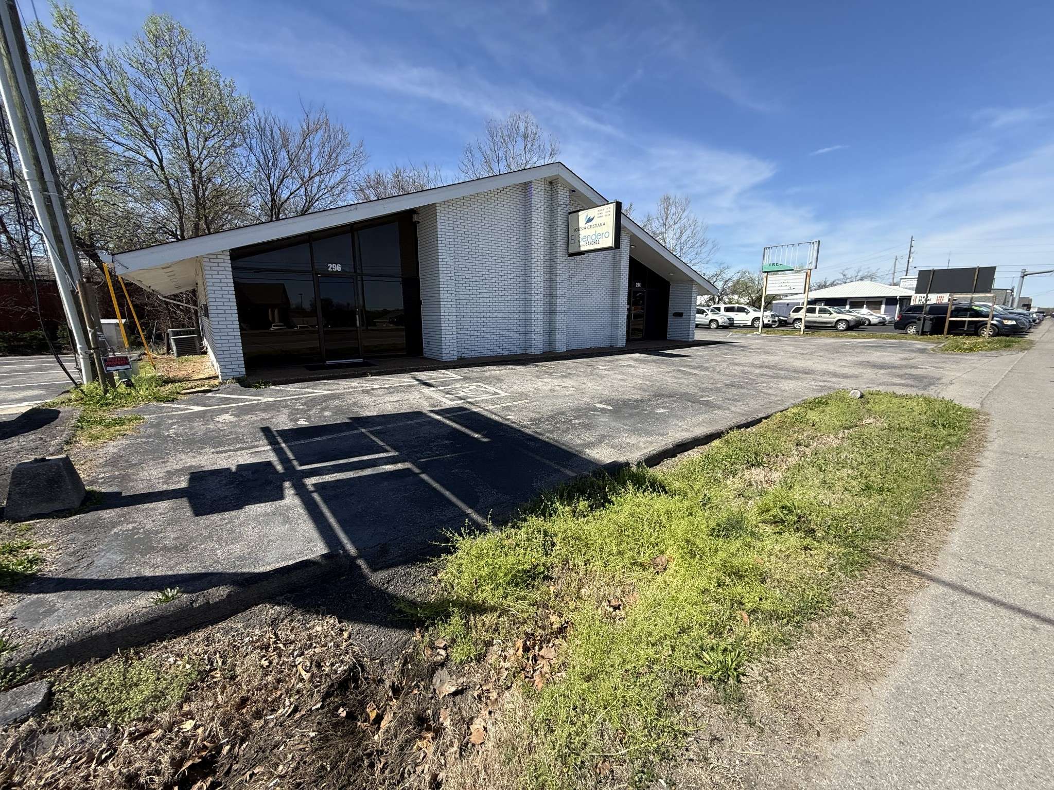 294 S Lowry St, Smyrna, TN 37167