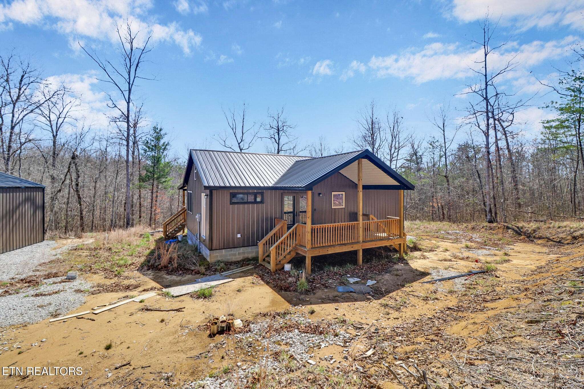 813 Bluebird Ridge Rd, Jamestown, TN 38556