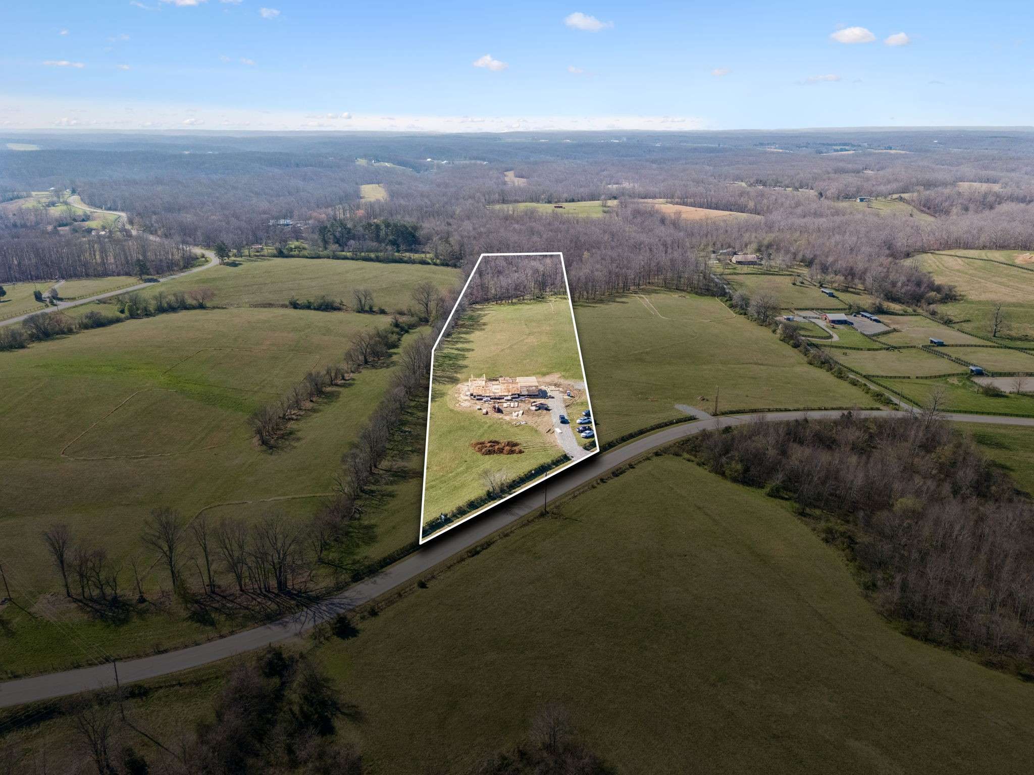 7795 W Lick Creek Rd, Primm Springs, TN 38476