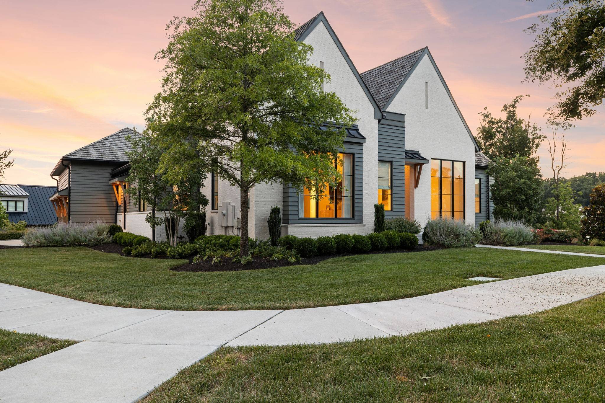 7338 Harlow Dr, College Grove, TN 37046