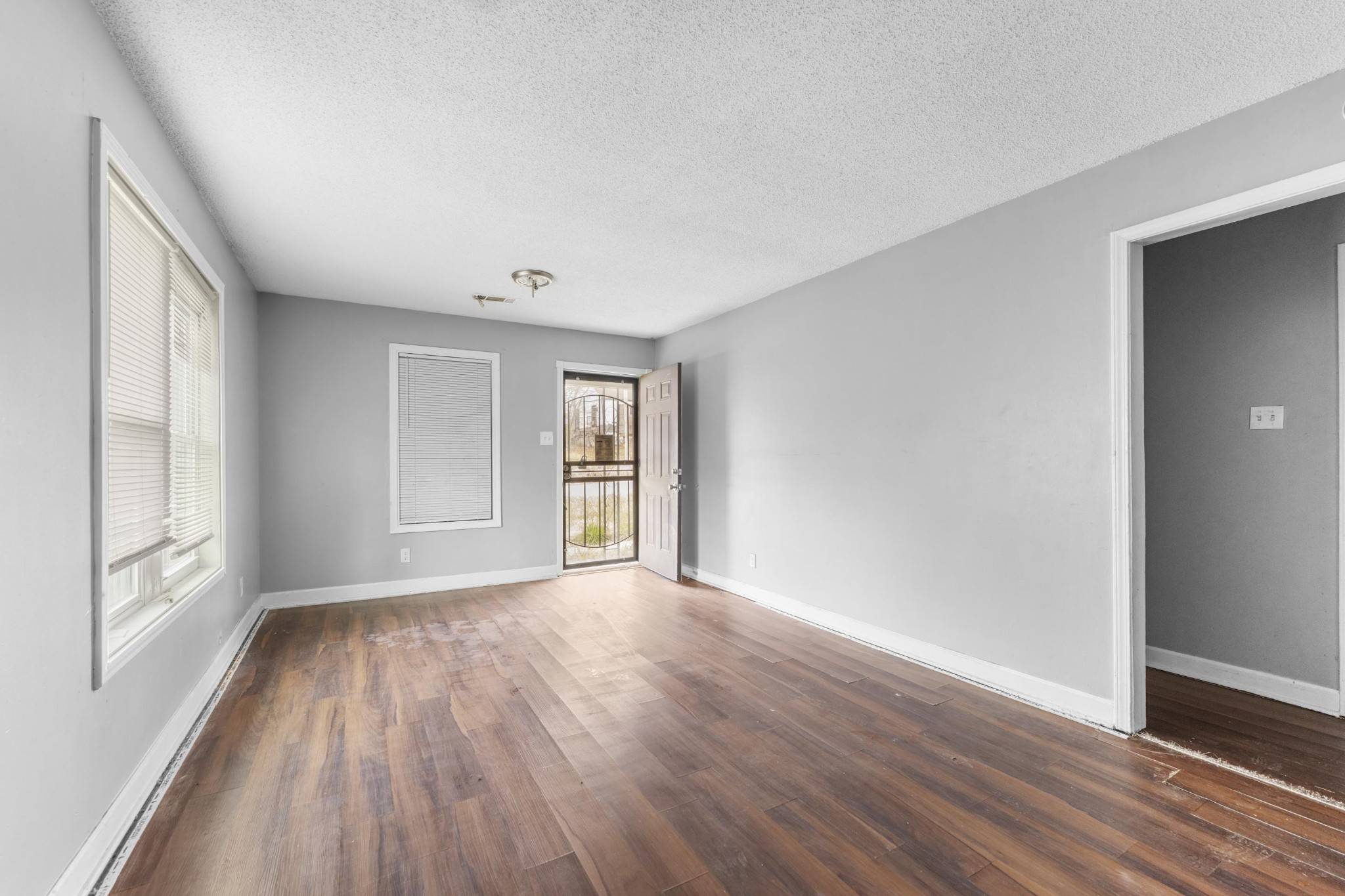 1656 BARTON ST, Memphis, TN 38106