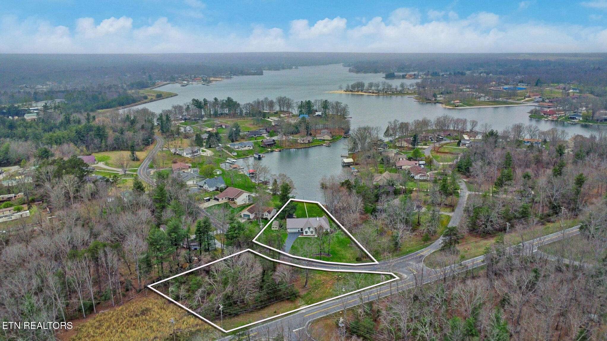 9521 Cherokee Trail, Crossville, TN 38572