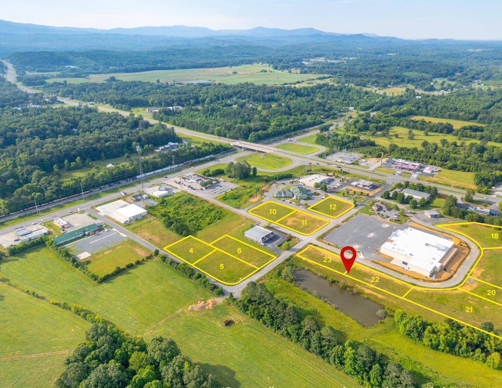 2223 Ocoee Town & Country, Ocoee, TN 37361