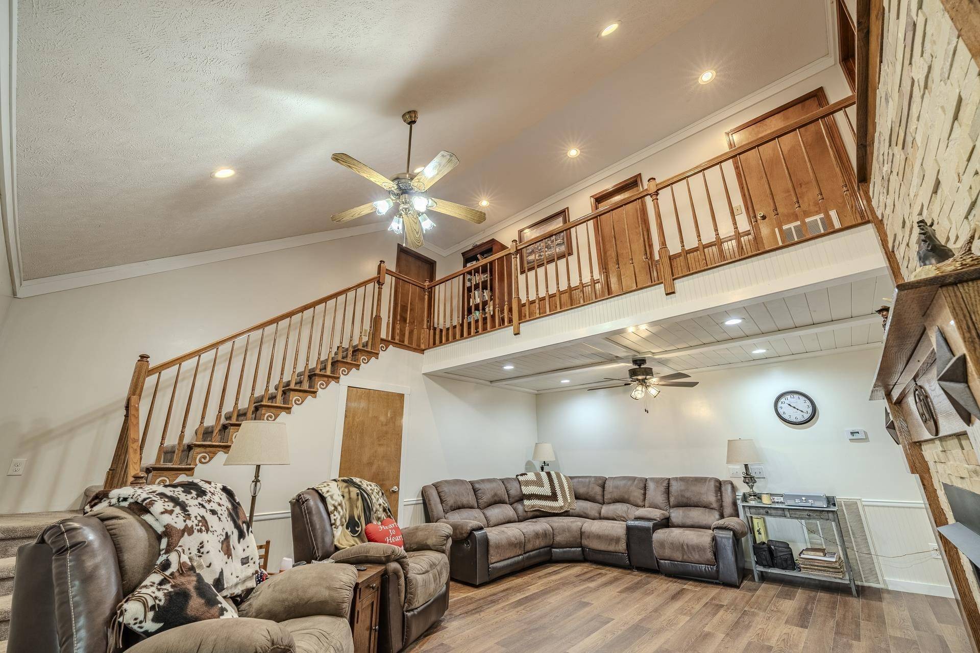 1896 PURDY BEAUTY HILL RD, Bethel Springs, TN 38315
