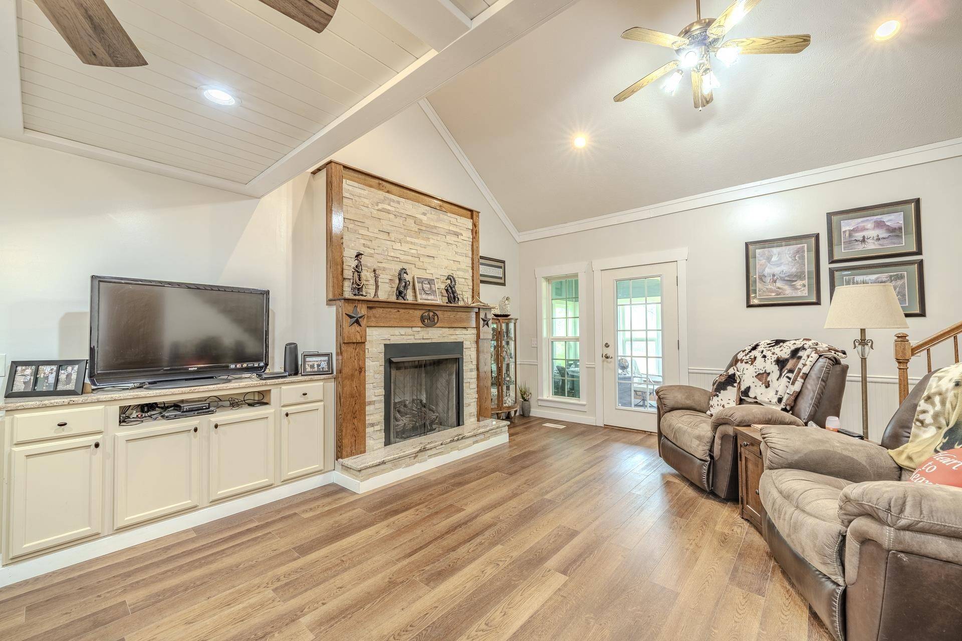 1896 PURDY BEAUTY HILL RD, Bethel Springs, TN 38315