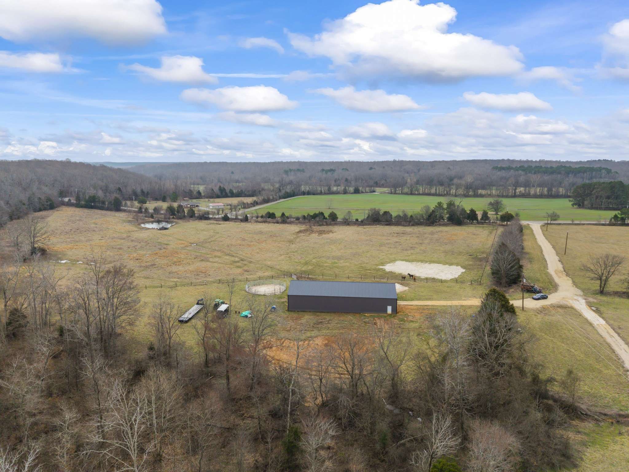 3877 Rockport McIllwain Rd, Holladay, TN 38341