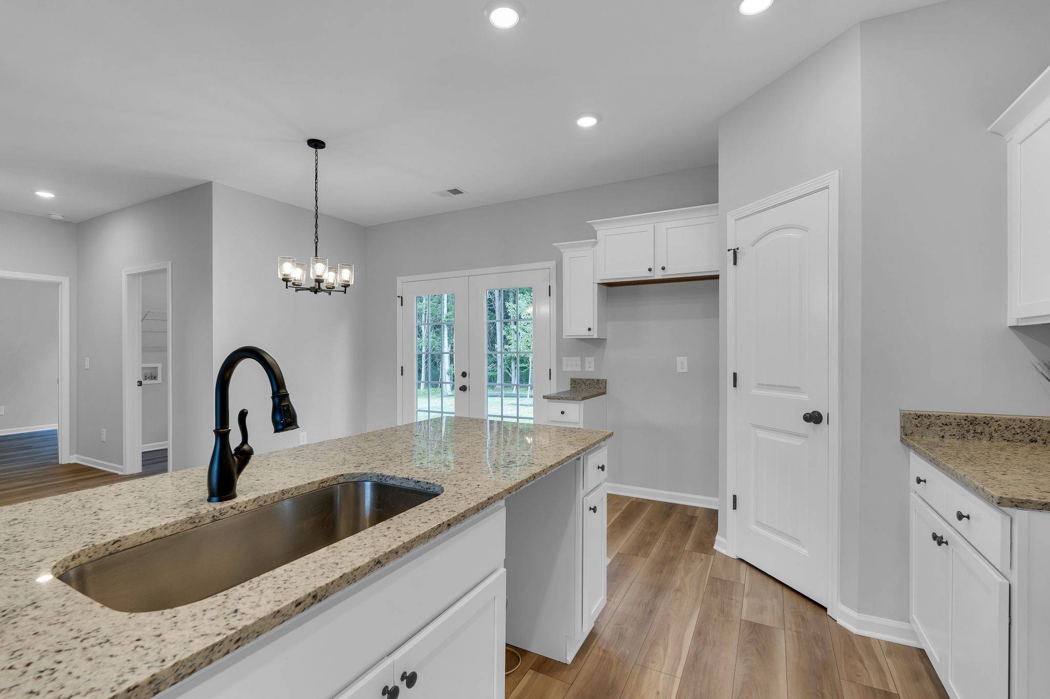 223 Hannah Lee Hill Rd, La Vergne, TN 37086