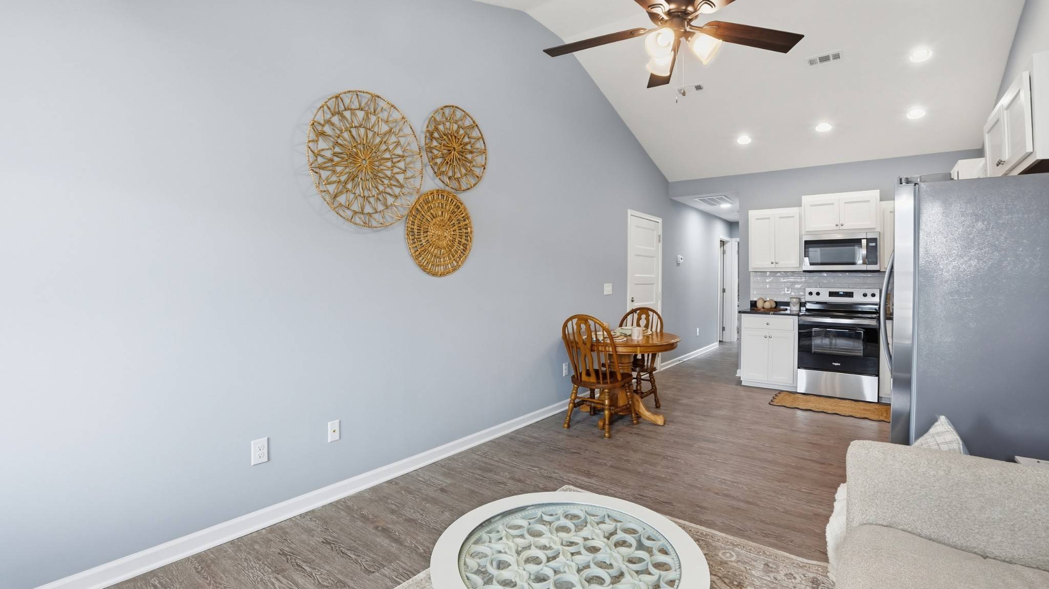 741 Kings Ln #A-3, Tullahoma, TN 37388
