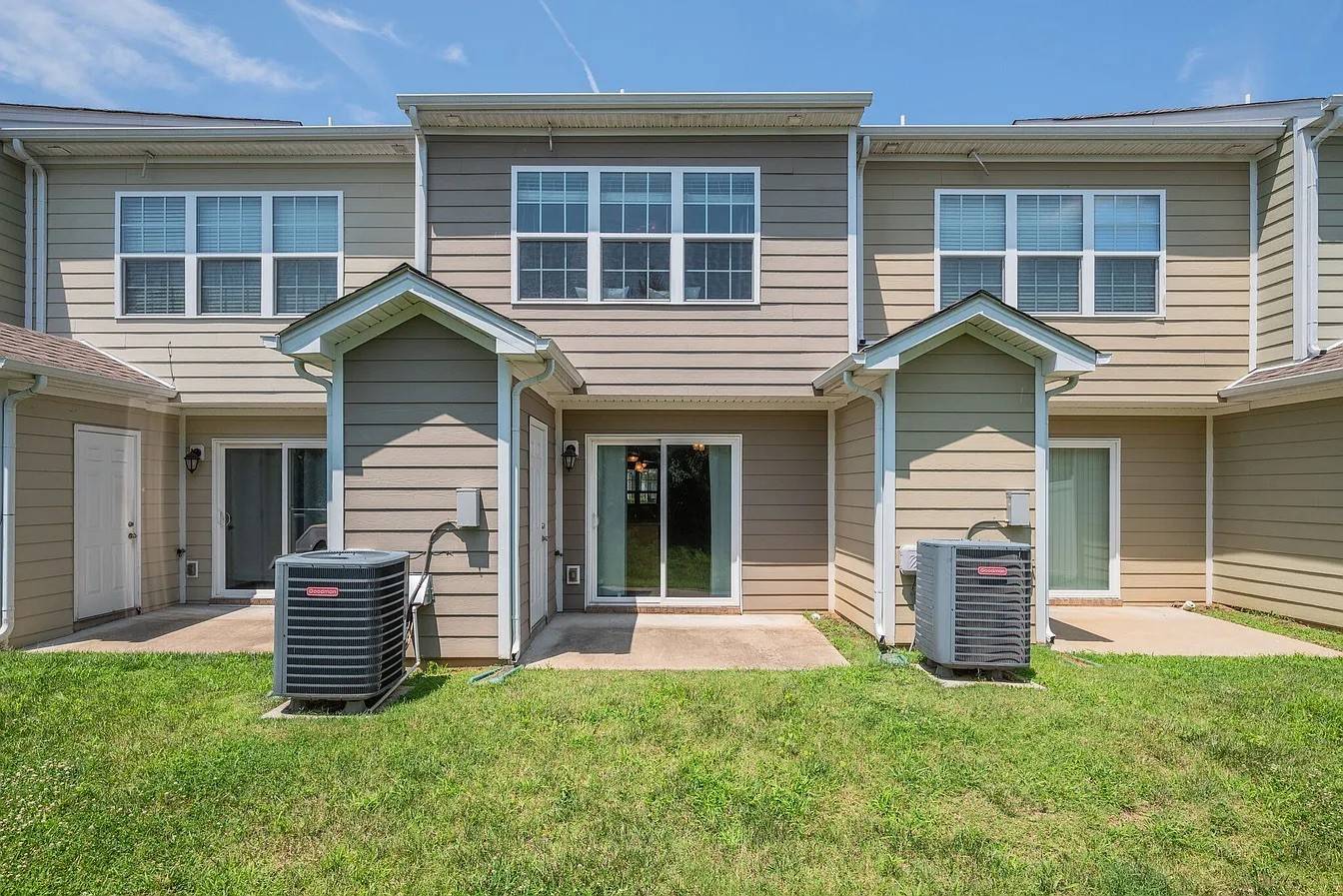 104 Cobblestone Place Dr, Goodlettsville, TN 37072