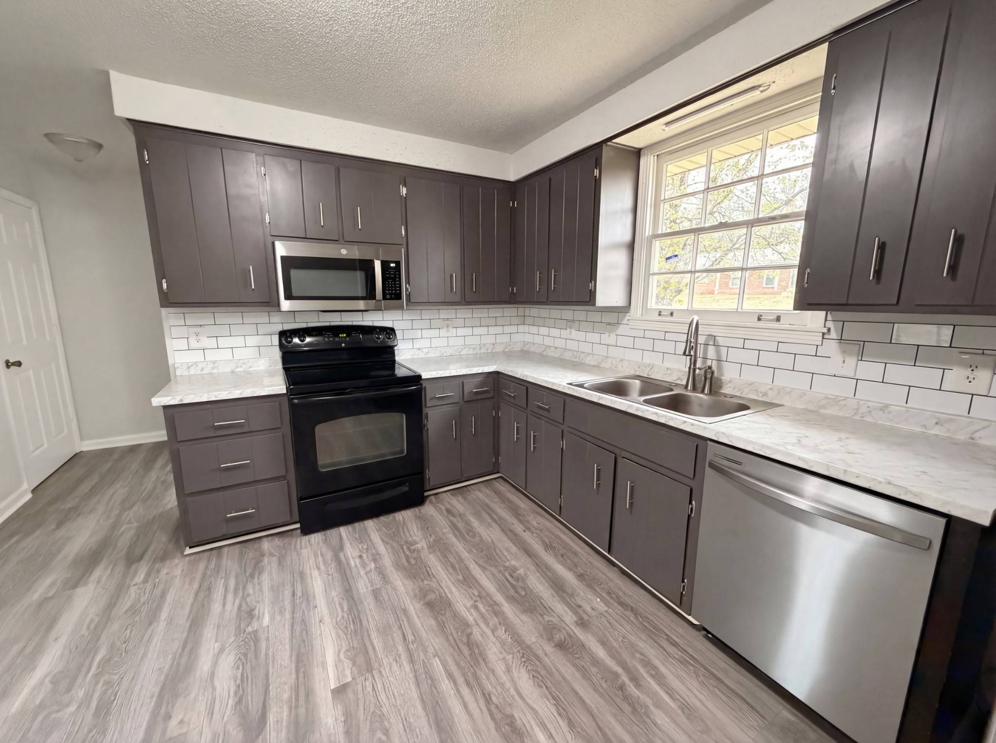 435 Victory Rd, Clarksville, TN 37042