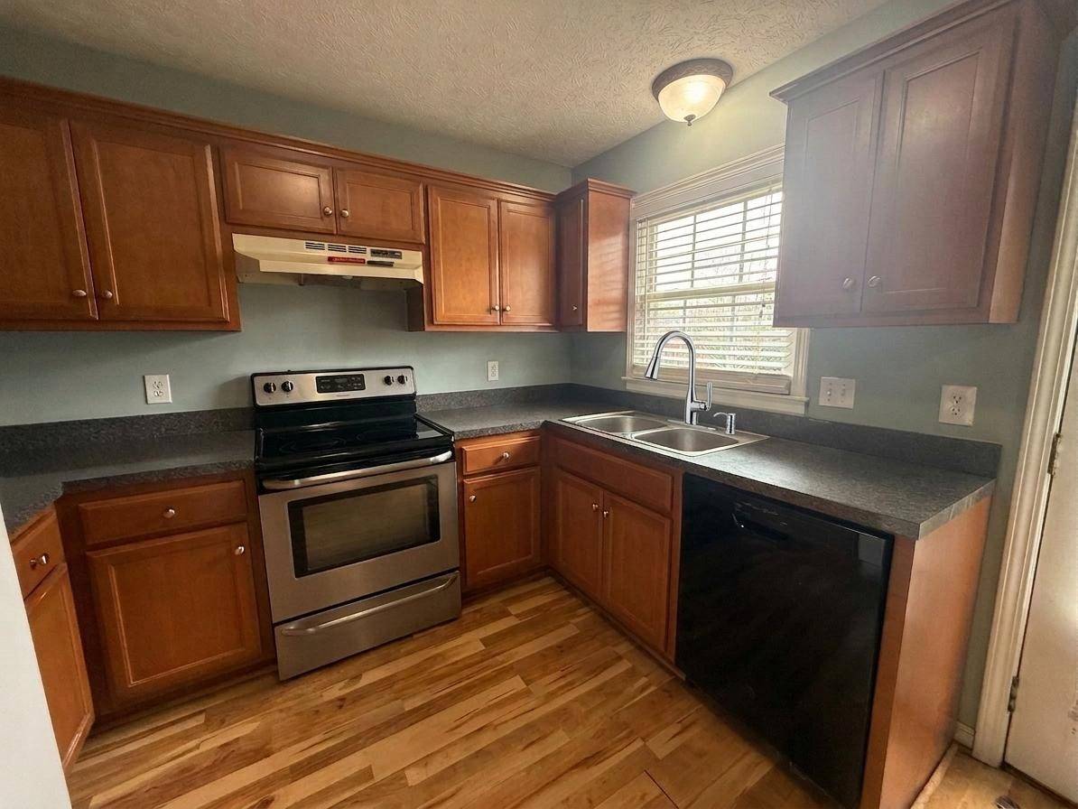1532 Lewis Rd, Madison, TN 37115