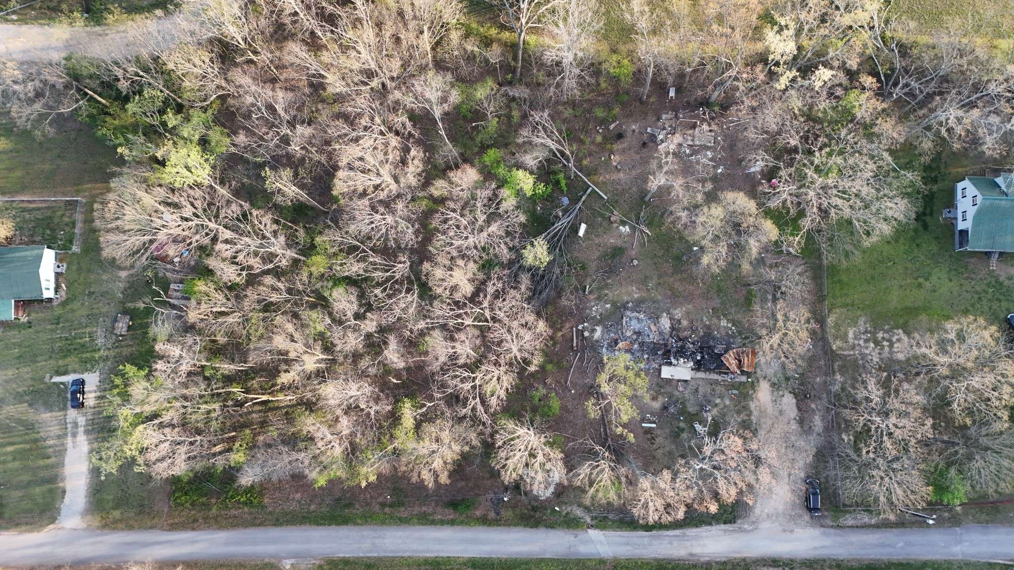 204 Alps Dr, Hohenwald, TN 38462